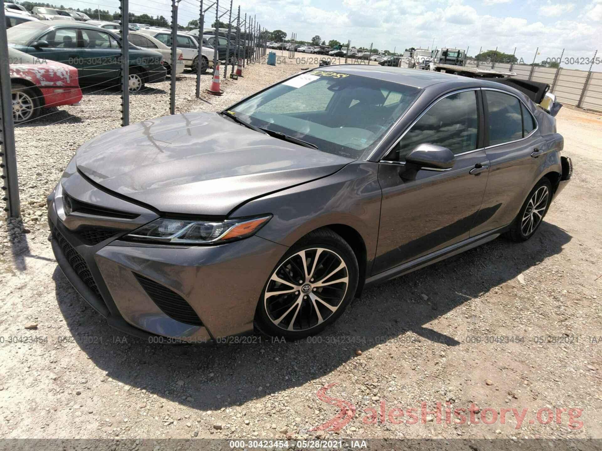 4T1B11HK1JU505987 2018 TOYOTA CAMRY