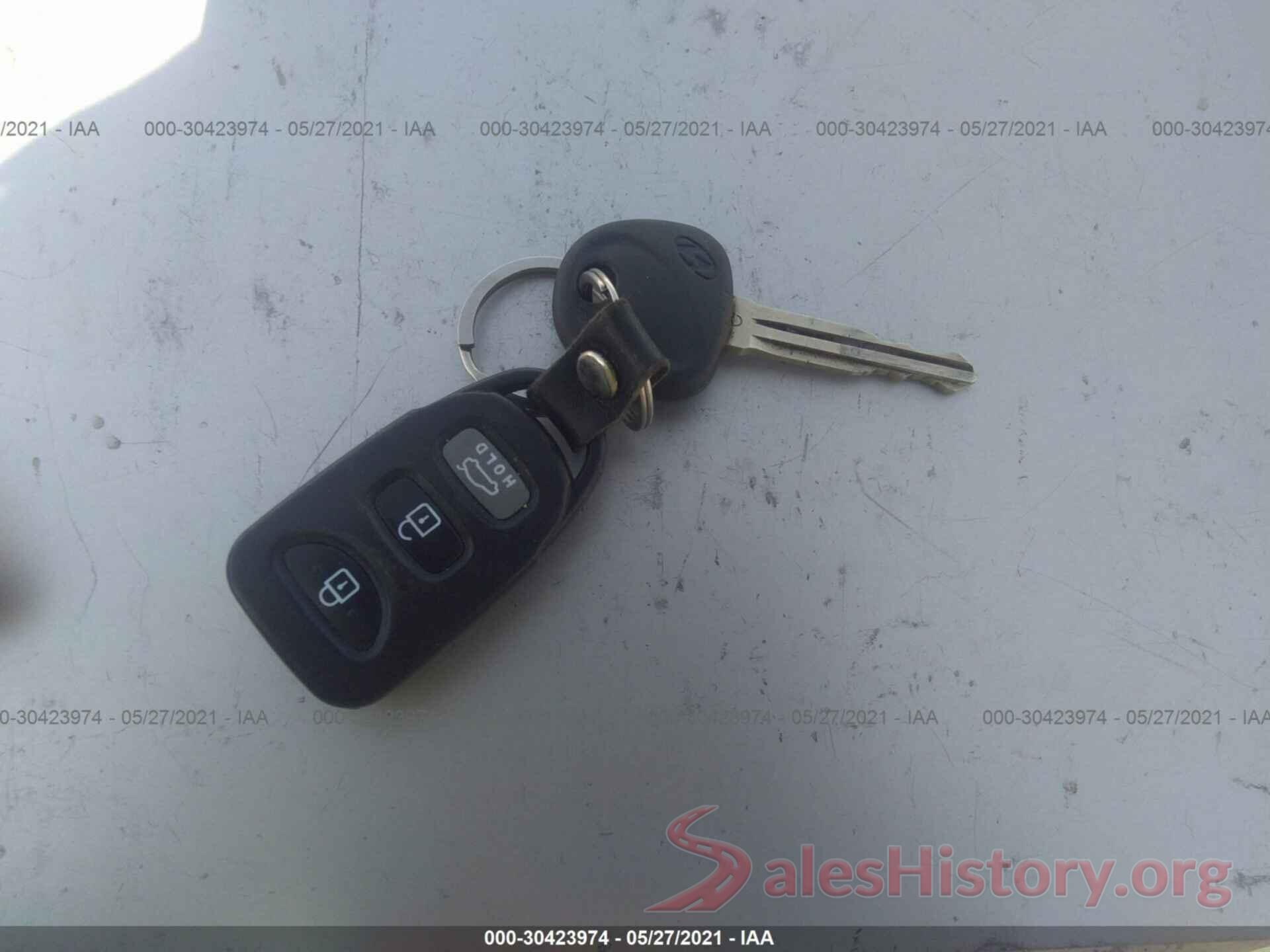 5NPDH4AE1GH658046 2016 HYUNDAI ELANTRA