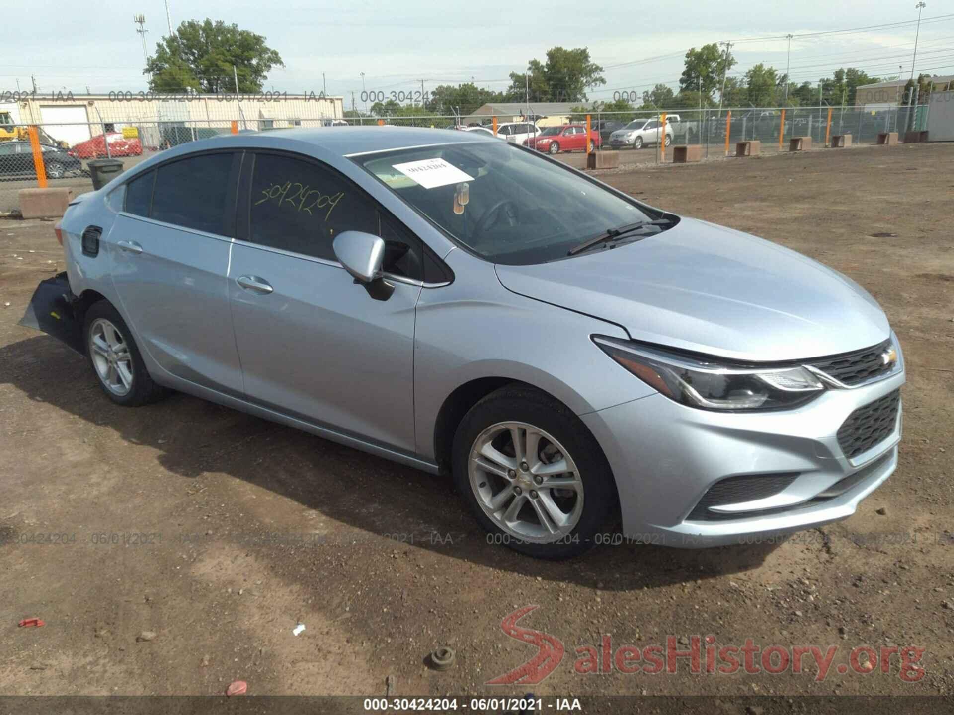 1G1BE5SM7J7129569 2018 CHEVROLET CRUZE