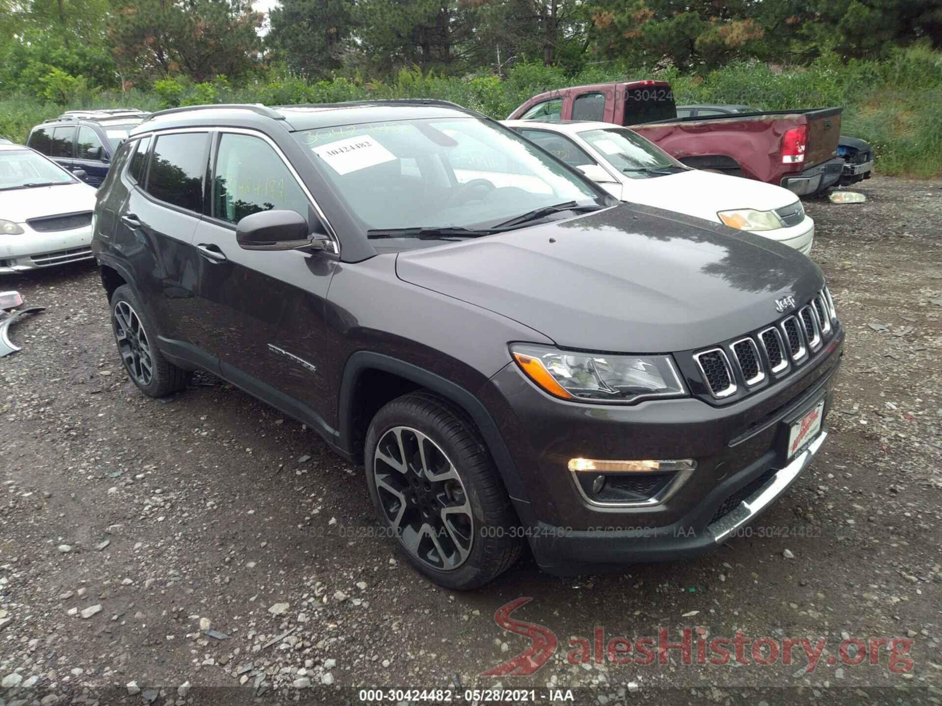 3C4NJDCB6JT143658 2018 JEEP COMPASS