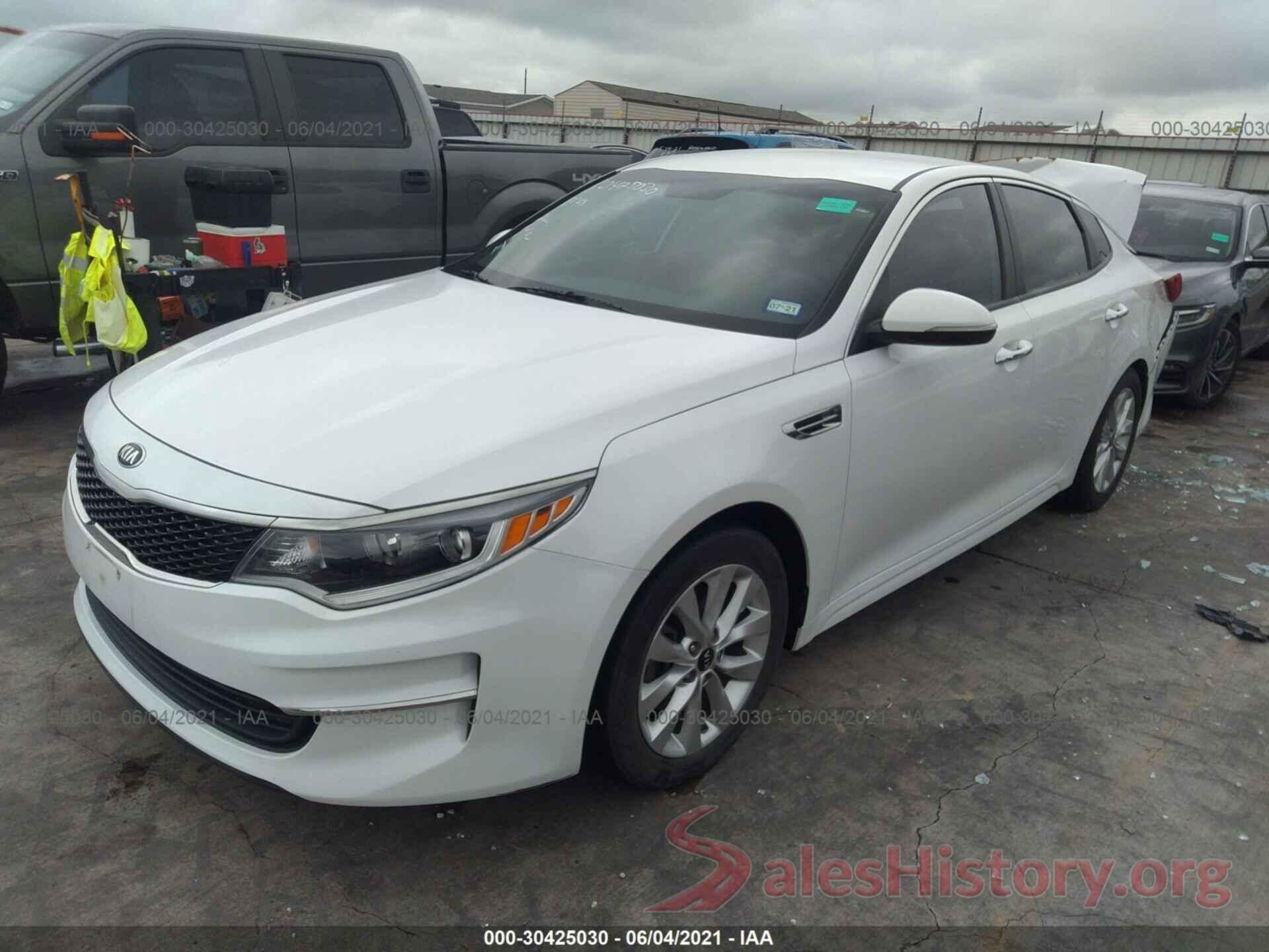 5XXGT4L37HG125042 2017 KIA OPTIMA