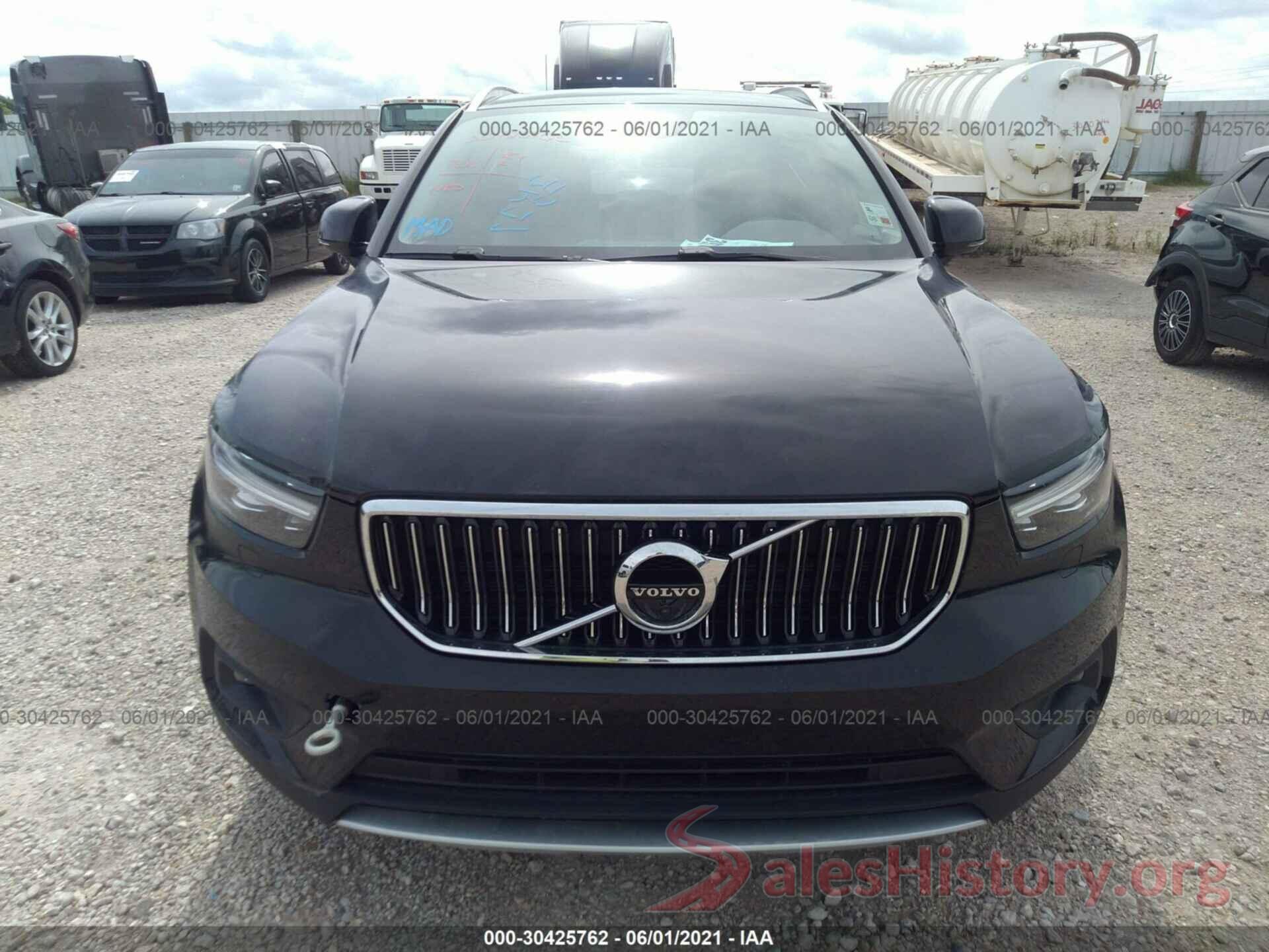 YV4AC2HLXL2326951 2020 VOLVO XC40