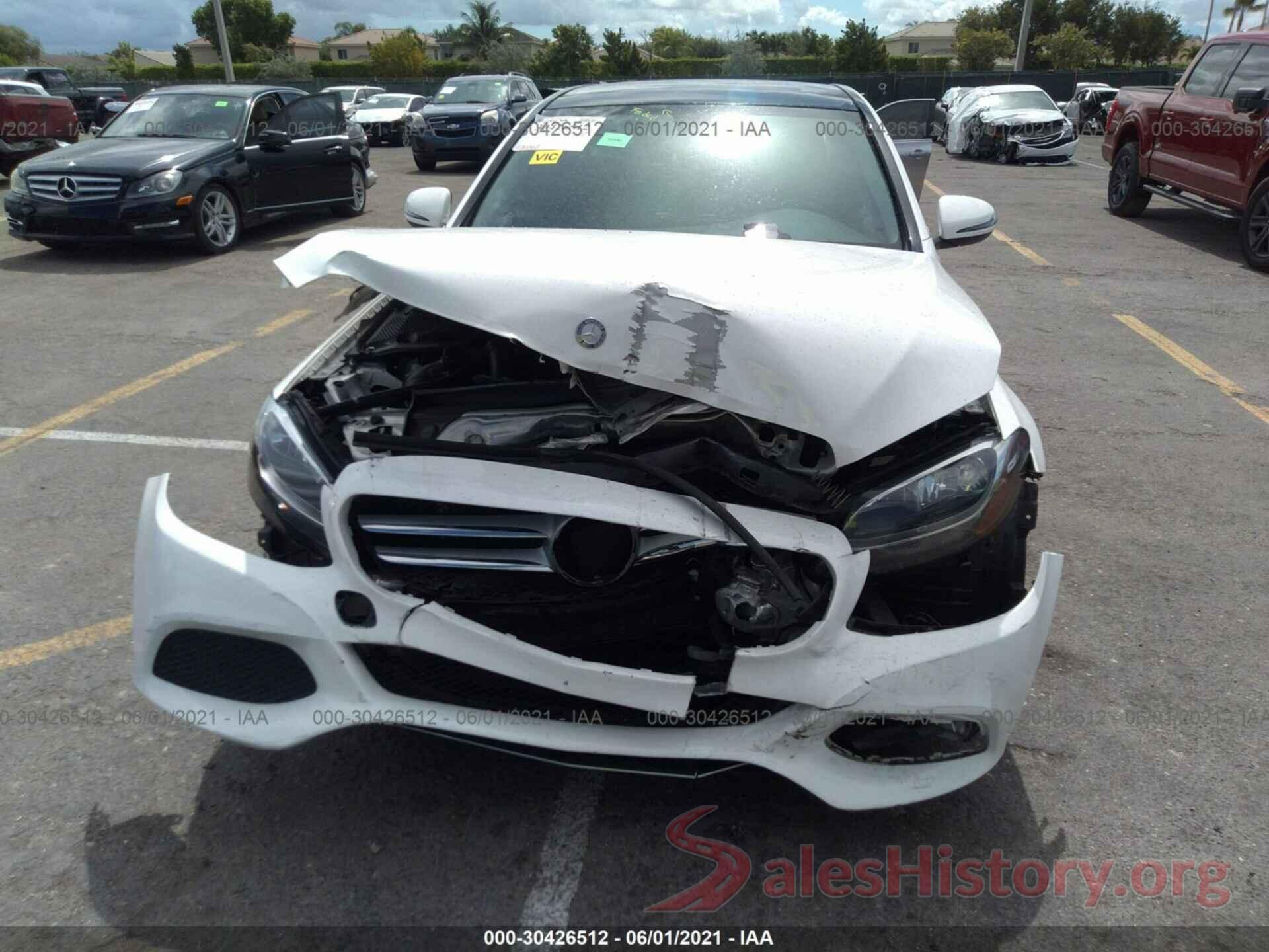 55SWF4JB8GU113219 2016 MERCEDES-BENZ C-CLASS