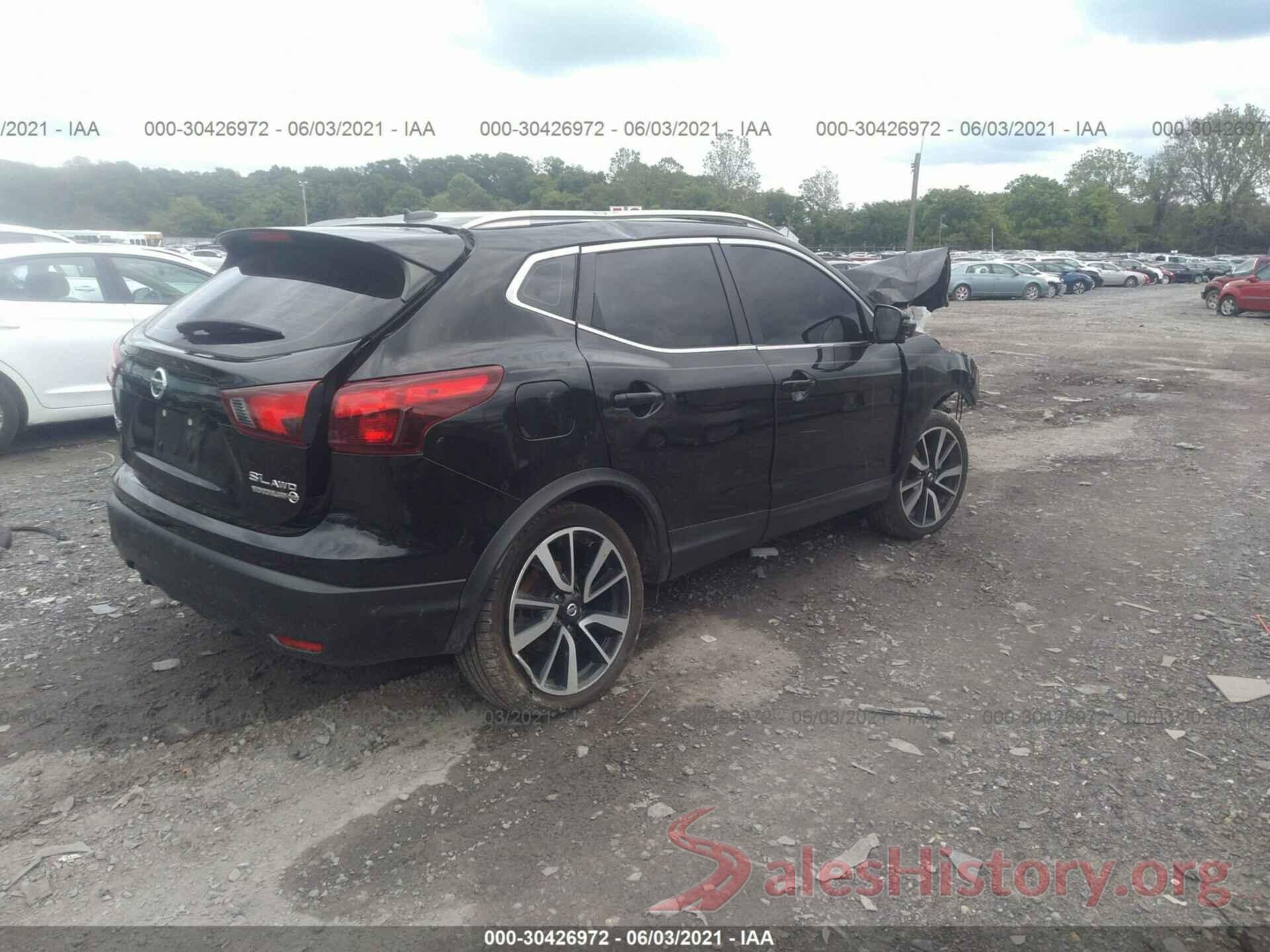 JN1BJ1CR4HW120904 2017 NISSAN ROGUE SPORT