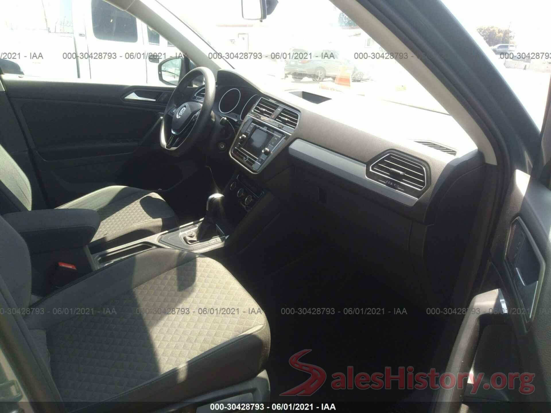 3VV1B7AX2KM122511 2019 VOLKSWAGEN TIGUAN