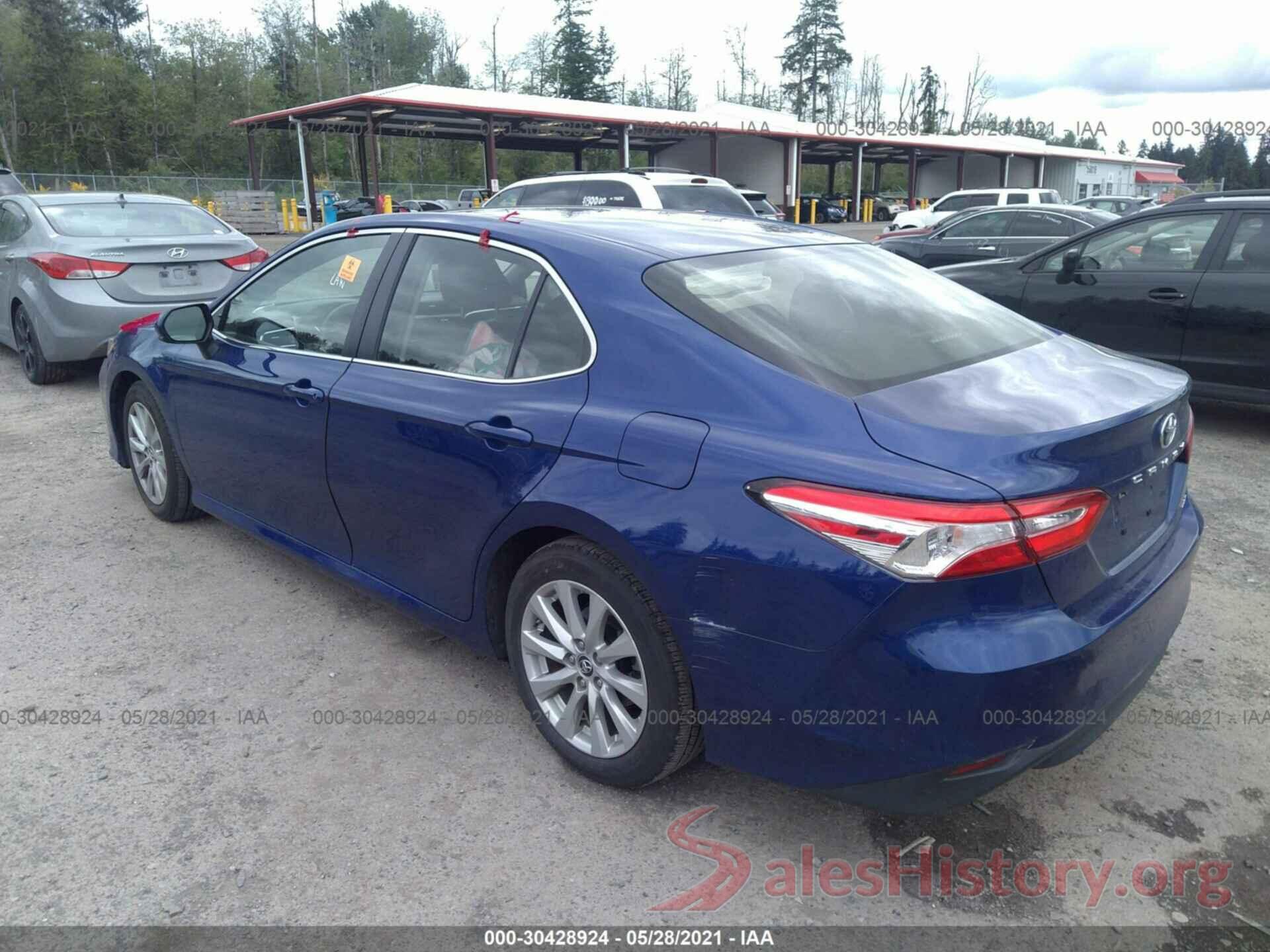 JTNB11HK1J3013210 2018 TOYOTA CAMRY