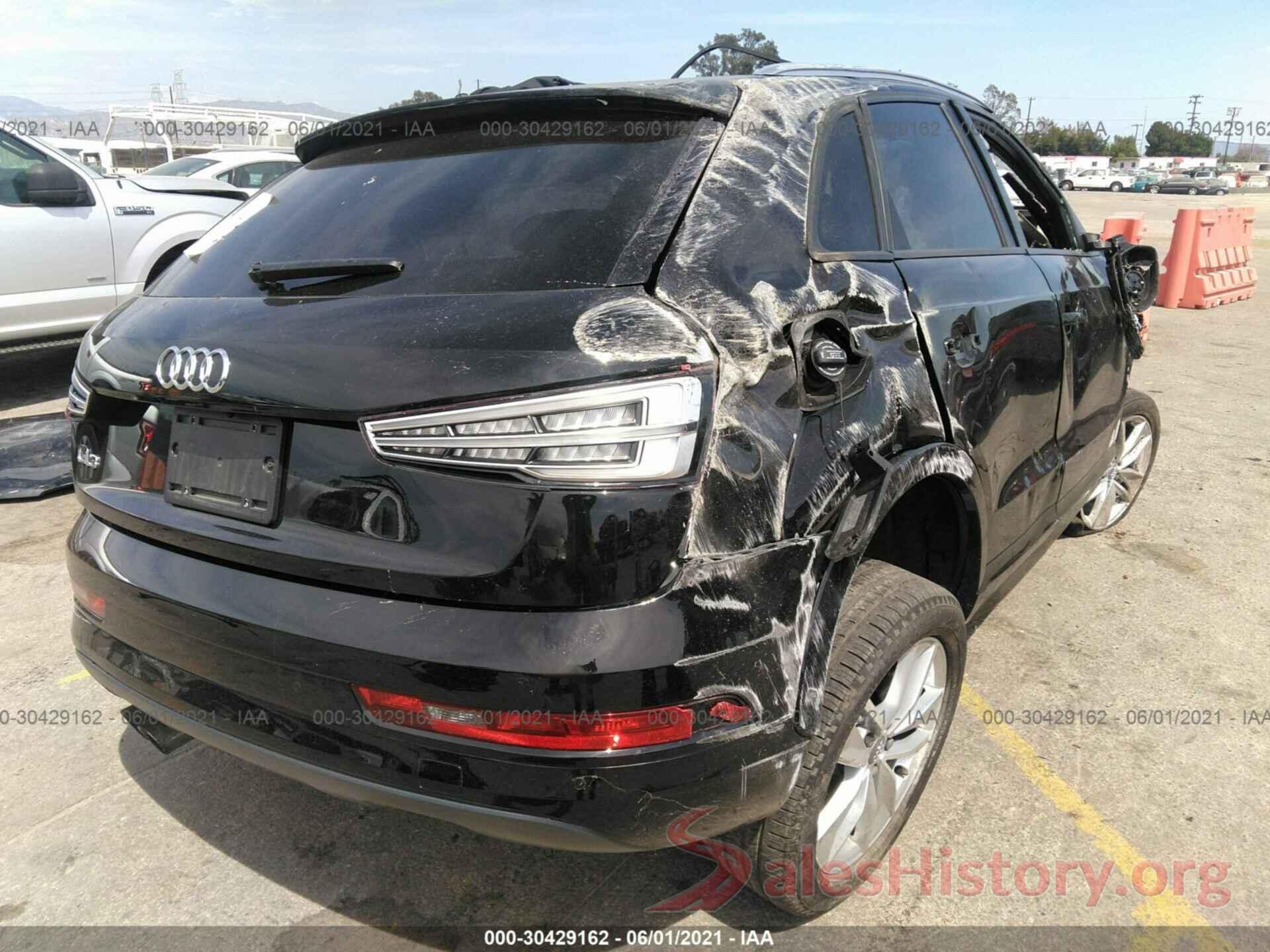 WA1BCCFS5JR000674 2018 AUDI Q3