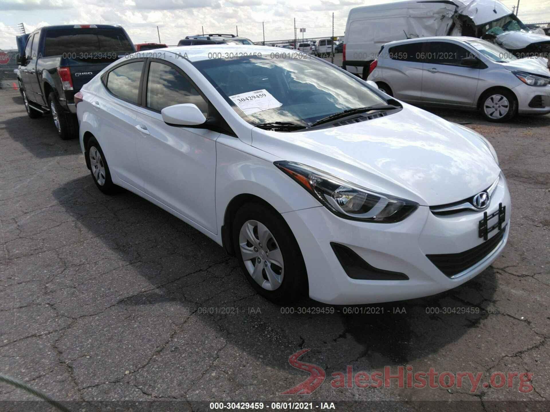 5NPDH4AEXGH725713 2016 HYUNDAI ELANTRA