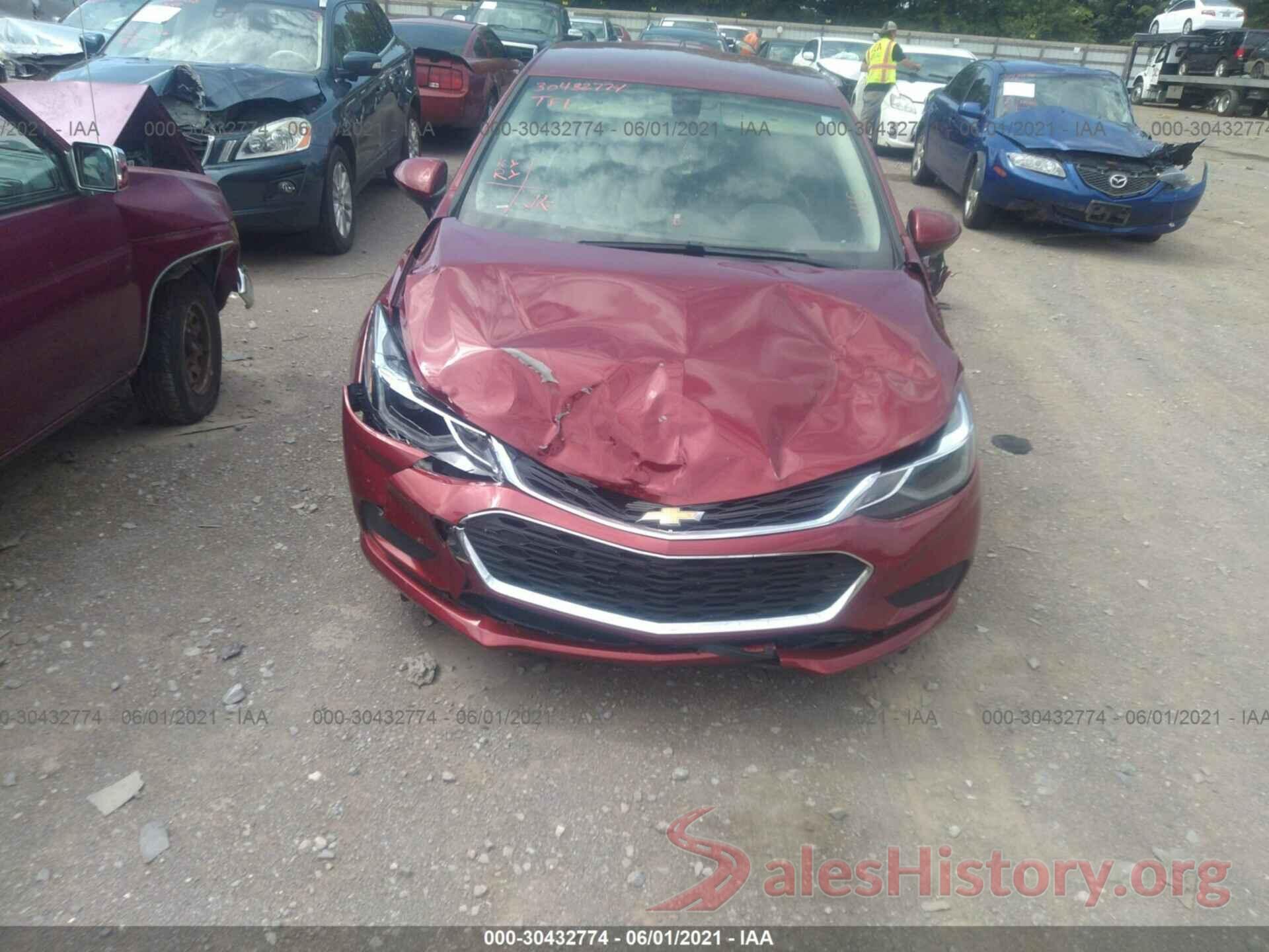 1G1BE5SM5J7168600 2018 CHEVROLET CRUZE