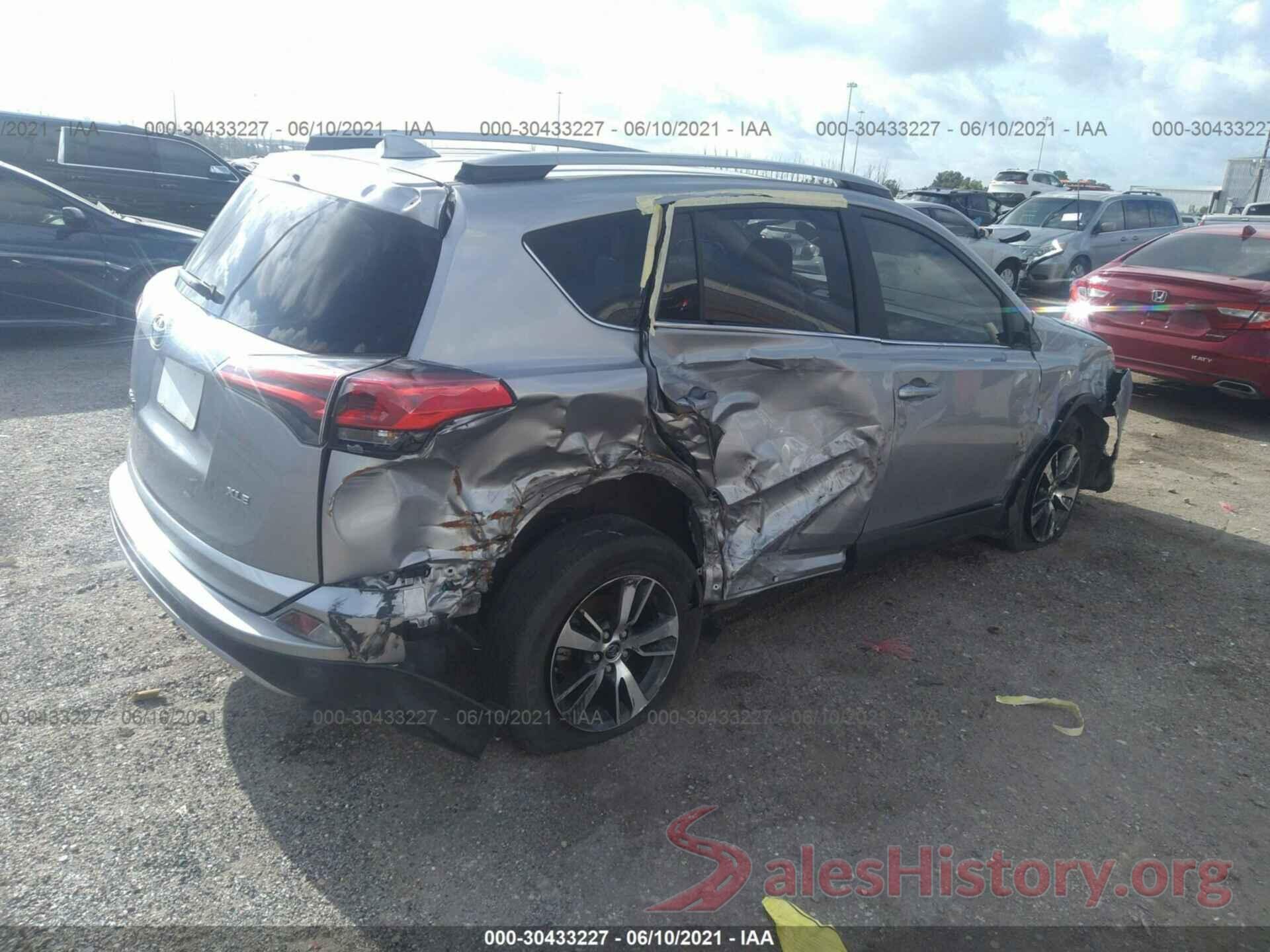 JTMWFREV1JD115086 2018 TOYOTA RAV4