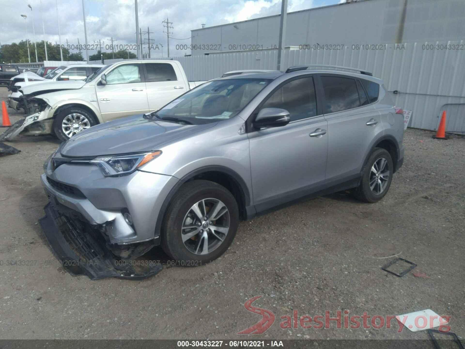 JTMWFREV1JD115086 2018 TOYOTA RAV4