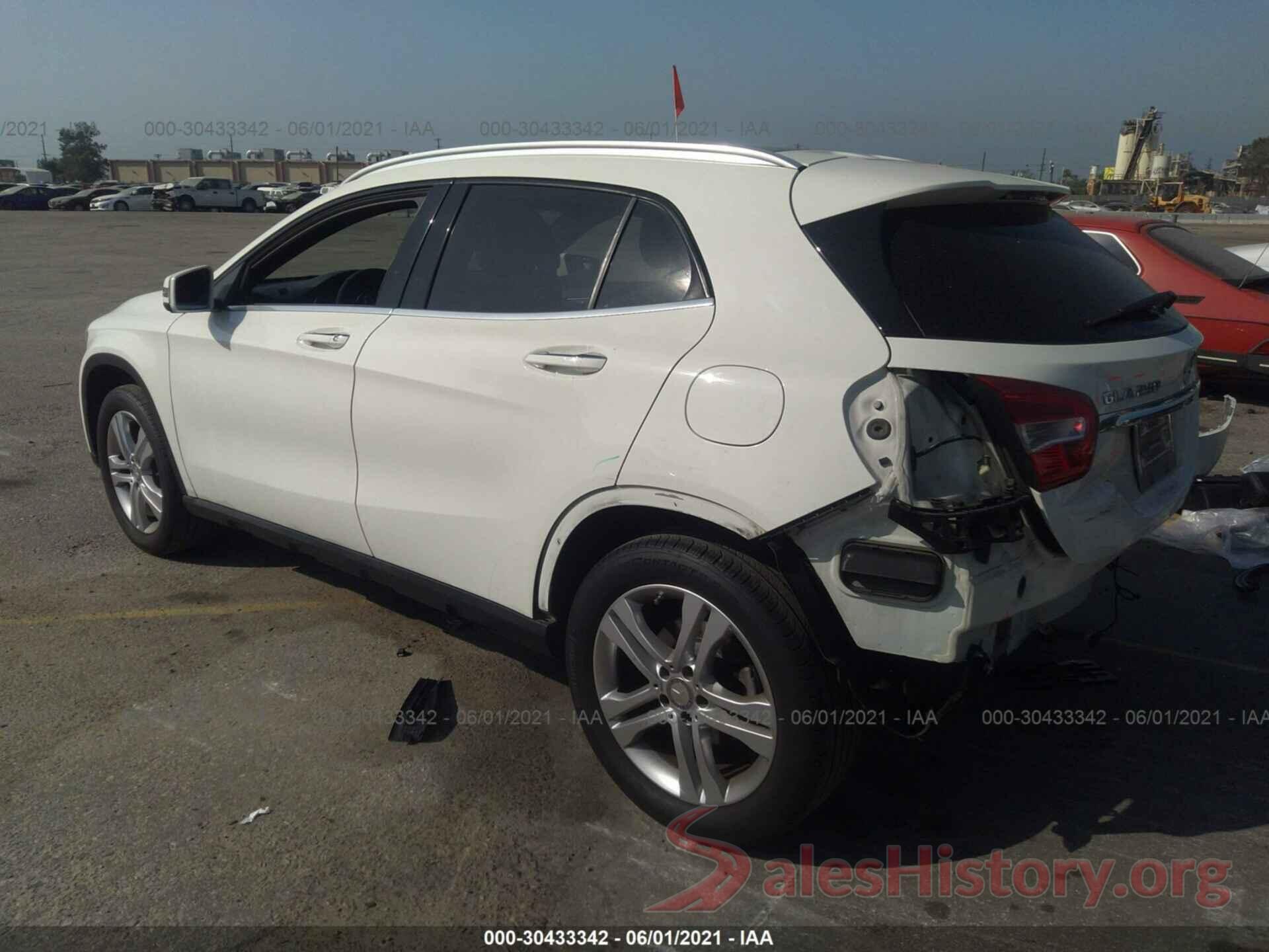 WDCTG4EB1HJ294941 2017 MERCEDES-BENZ GLA