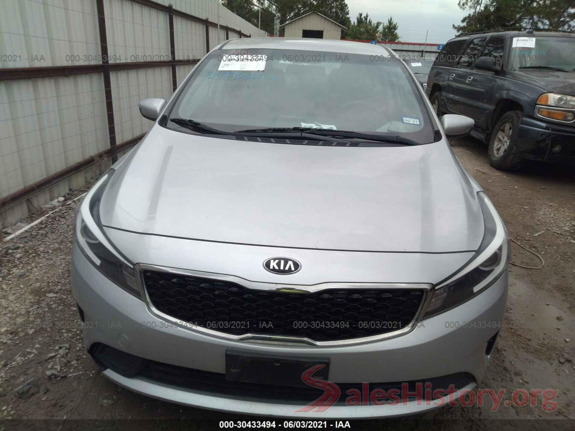 3KPFK4A7XJE230905 2018 KIA FORTE