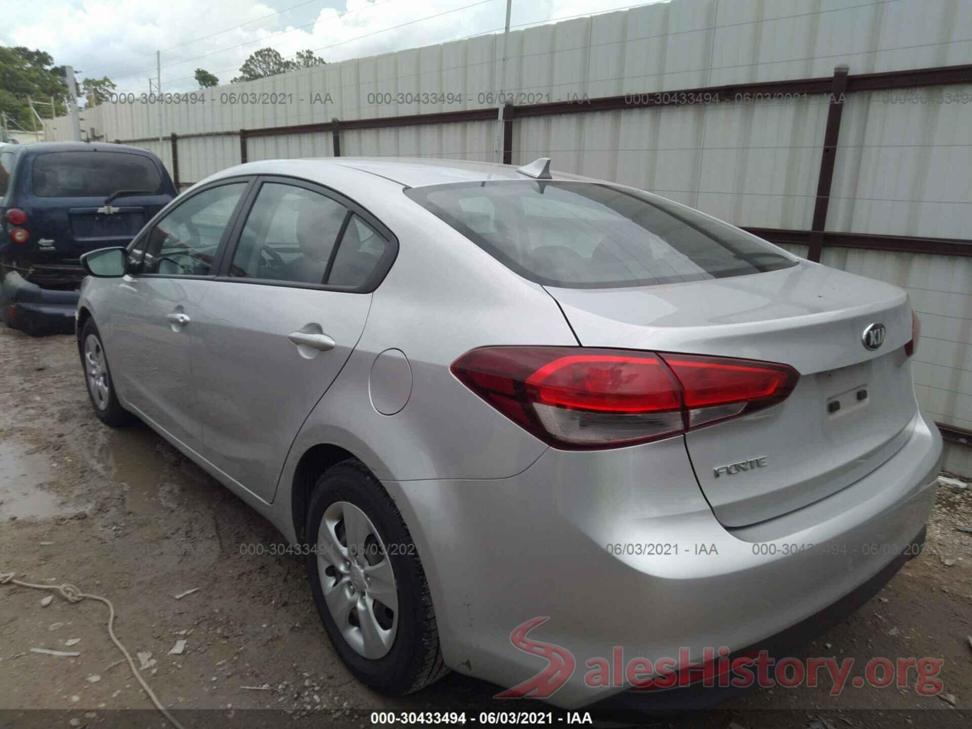 3KPFK4A7XJE230905 2018 KIA FORTE