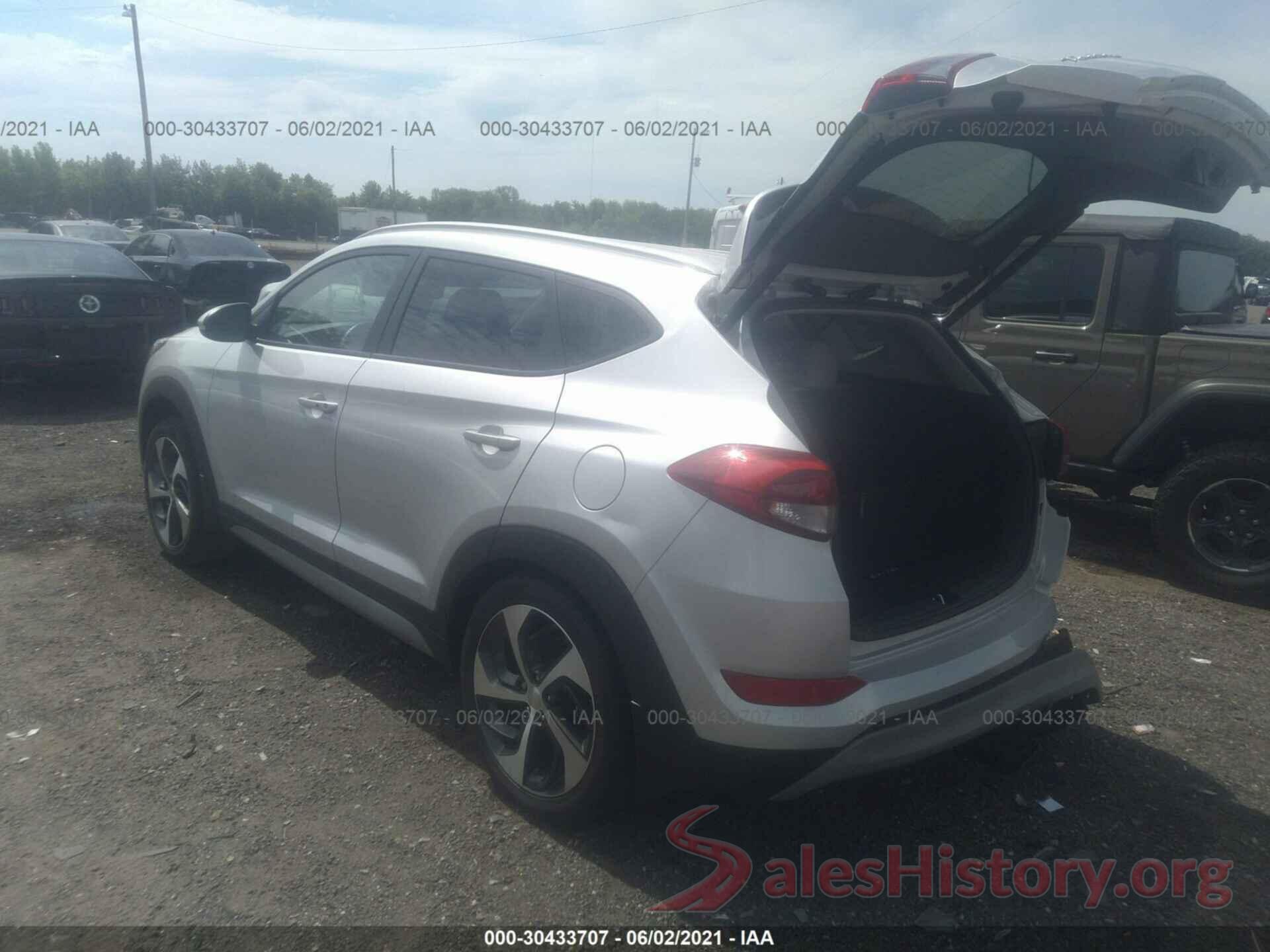 KM8J3CA27HU364140 2017 HYUNDAI TUCSON