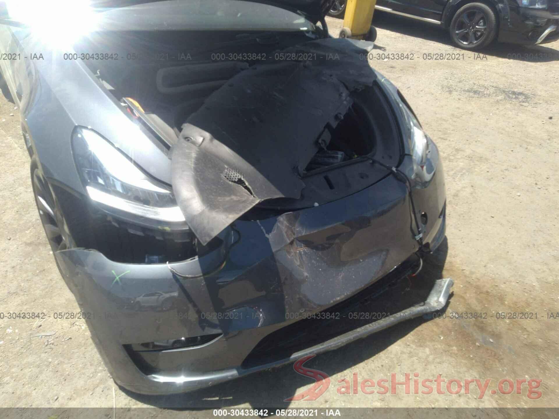 5YJYGDEE3MF139069 2021 TESLA MODEL Y