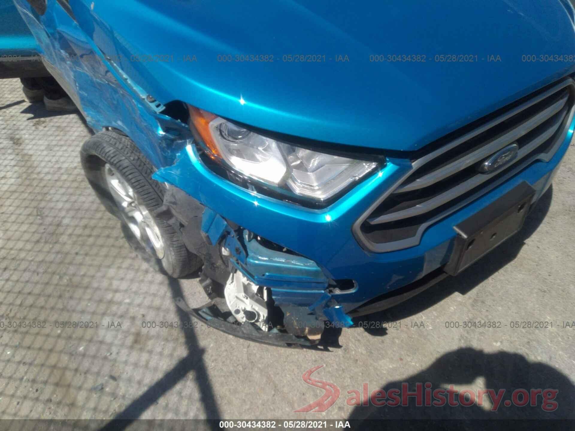 MAJ3P1TE1JC228200 2018 FORD ECOSPORT