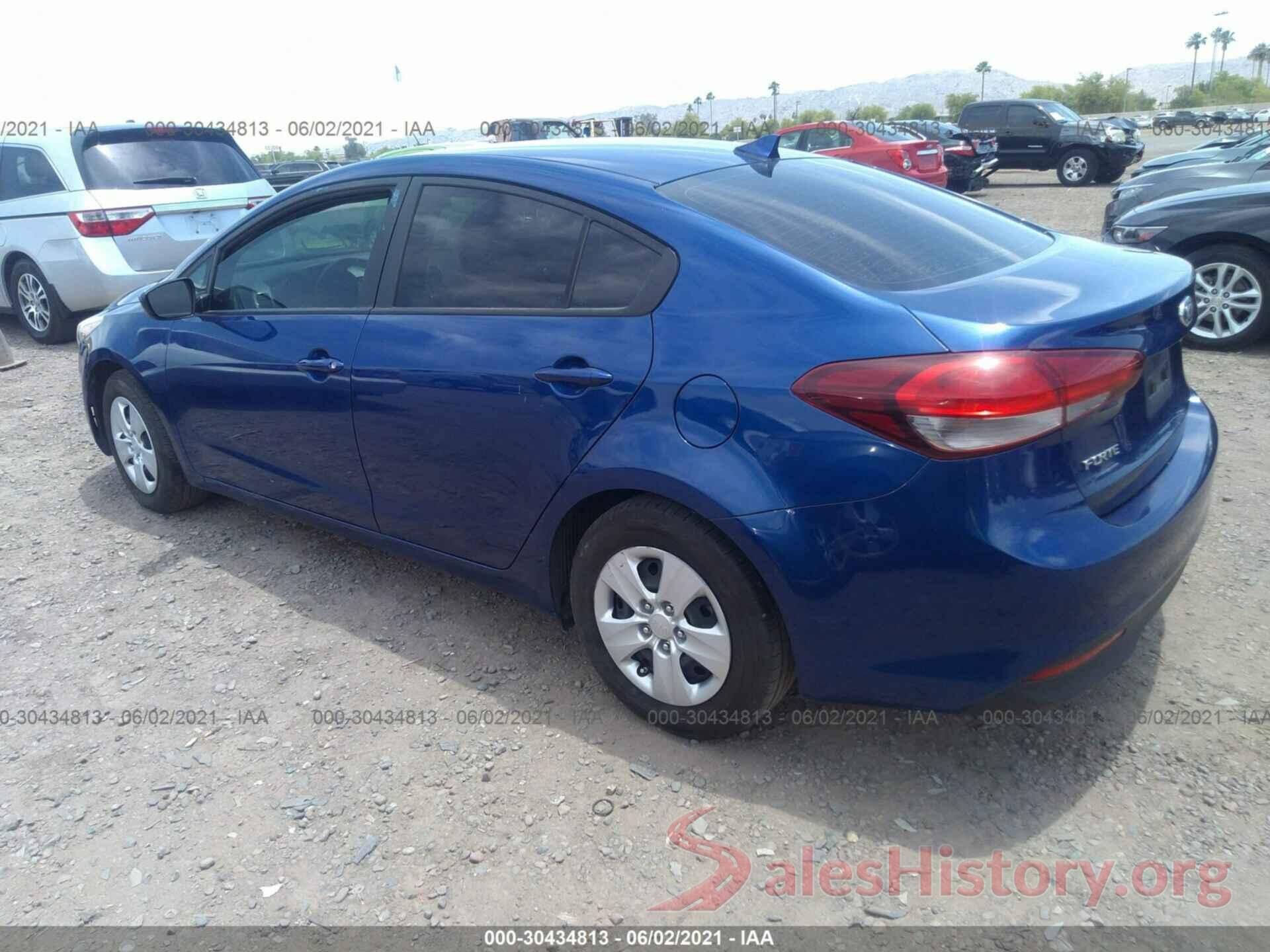 3KPFK4A74JE192863 2018 KIA FORTE