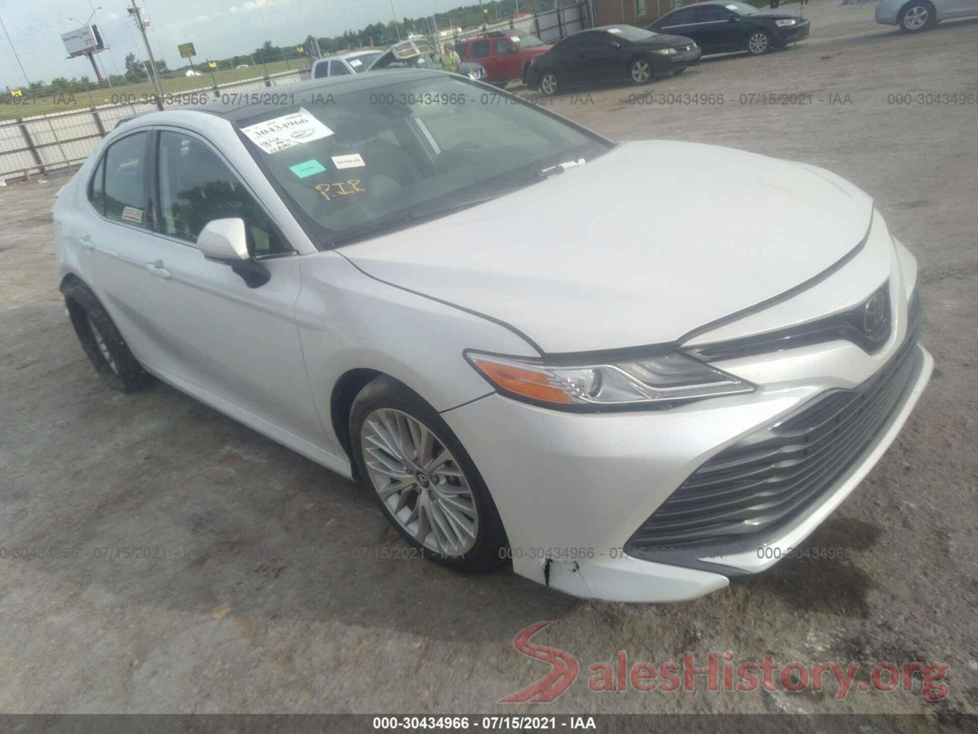 4T1B11HK0KU724067 2019 TOYOTA CAMRY