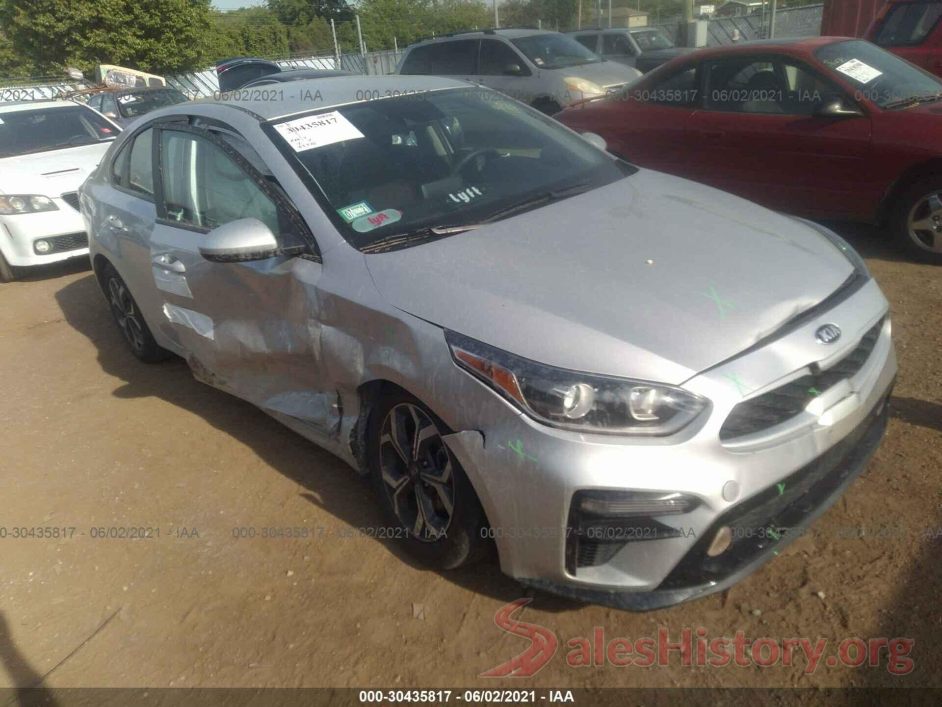 3KPF24AD5KE052098 2019 KIA FORTE