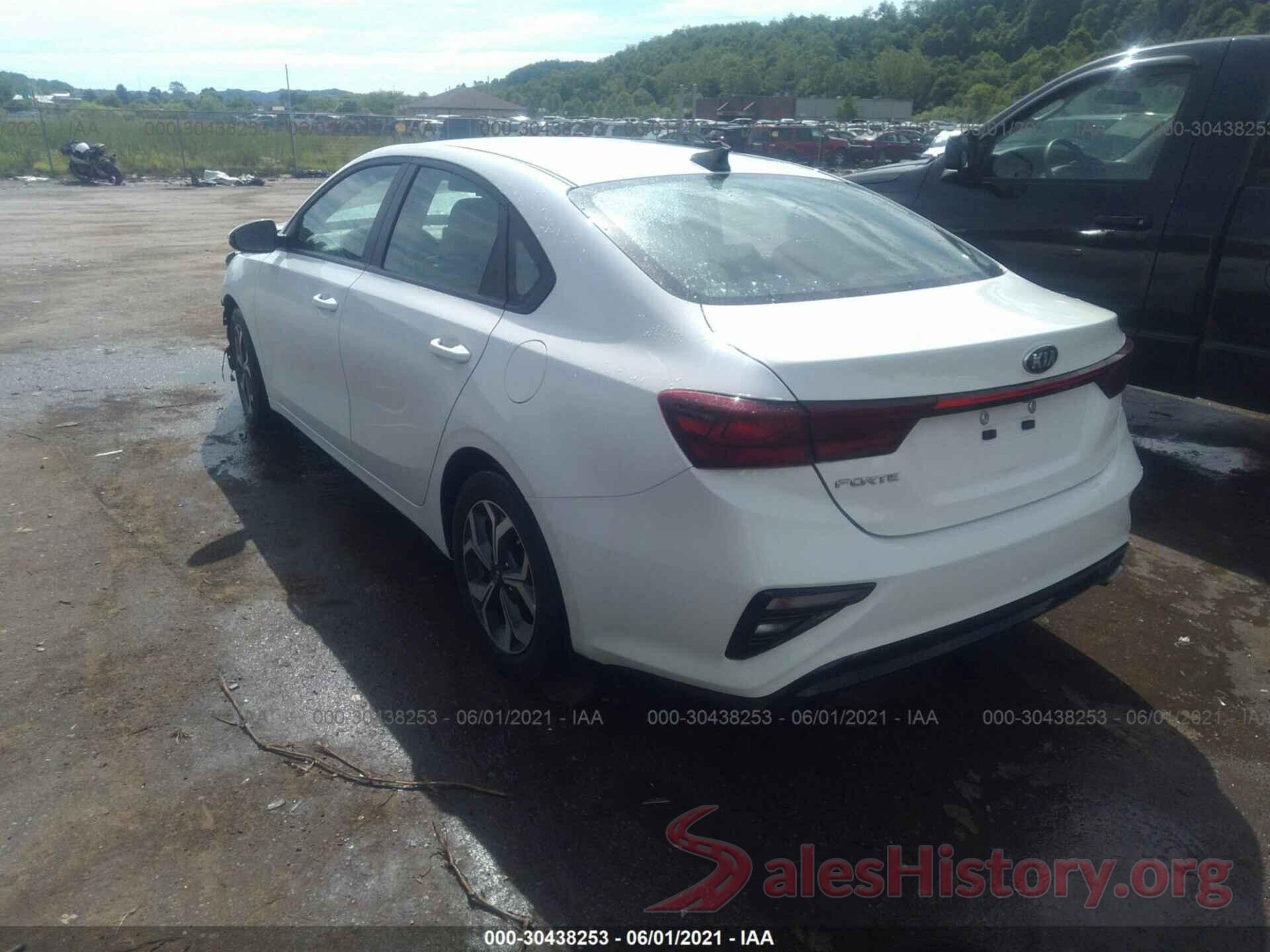 3KPF24AD9KE130799 2019 KIA FORTE