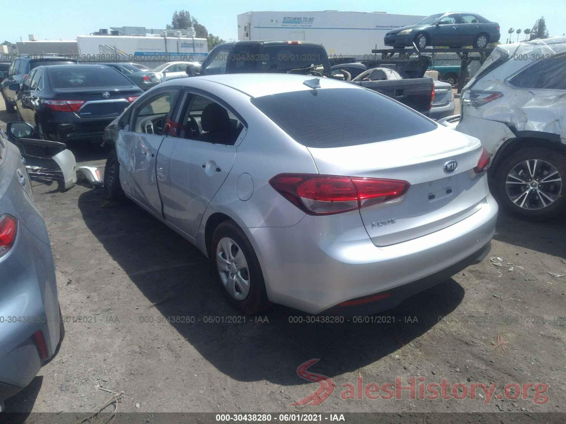 3KPFL4A73JE201307 2018 KIA FORTE