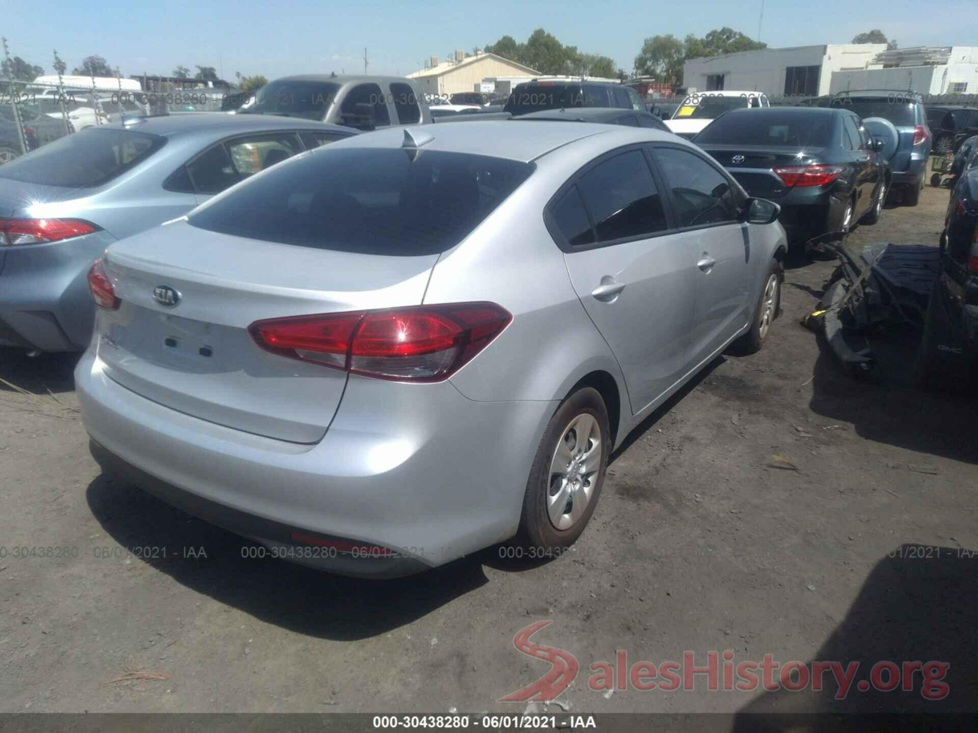 3KPFL4A73JE201307 2018 KIA FORTE