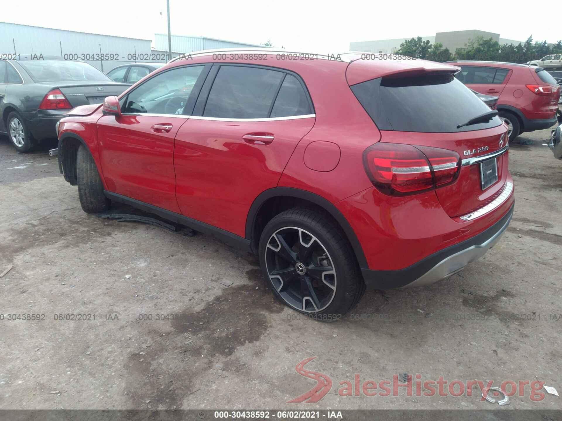 WDCTG4EB4KU018968 2019 MERCEDES-BENZ GLA