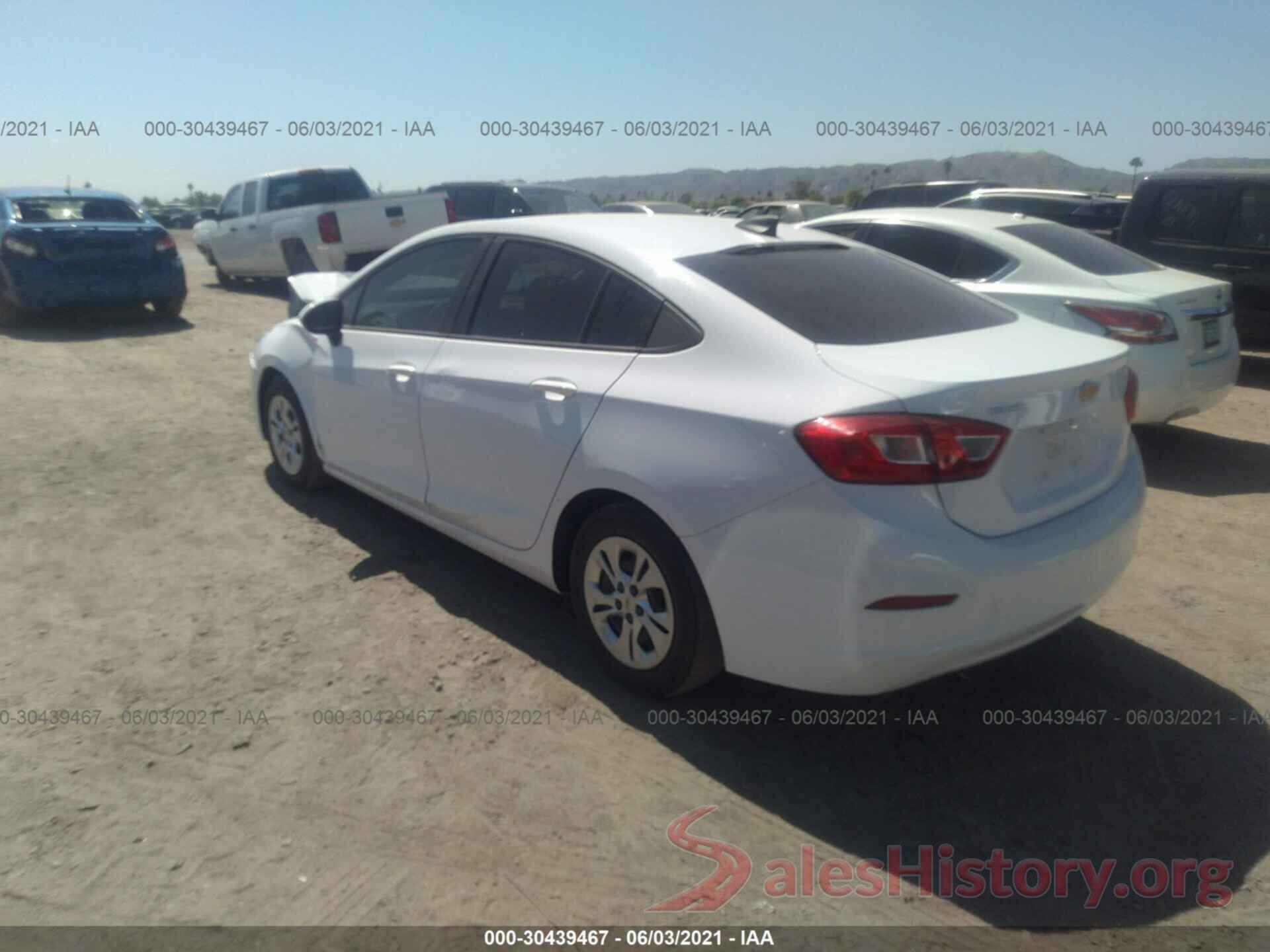 1G1BJ5SM9K7101687 2019 CHEVROLET CRUZE