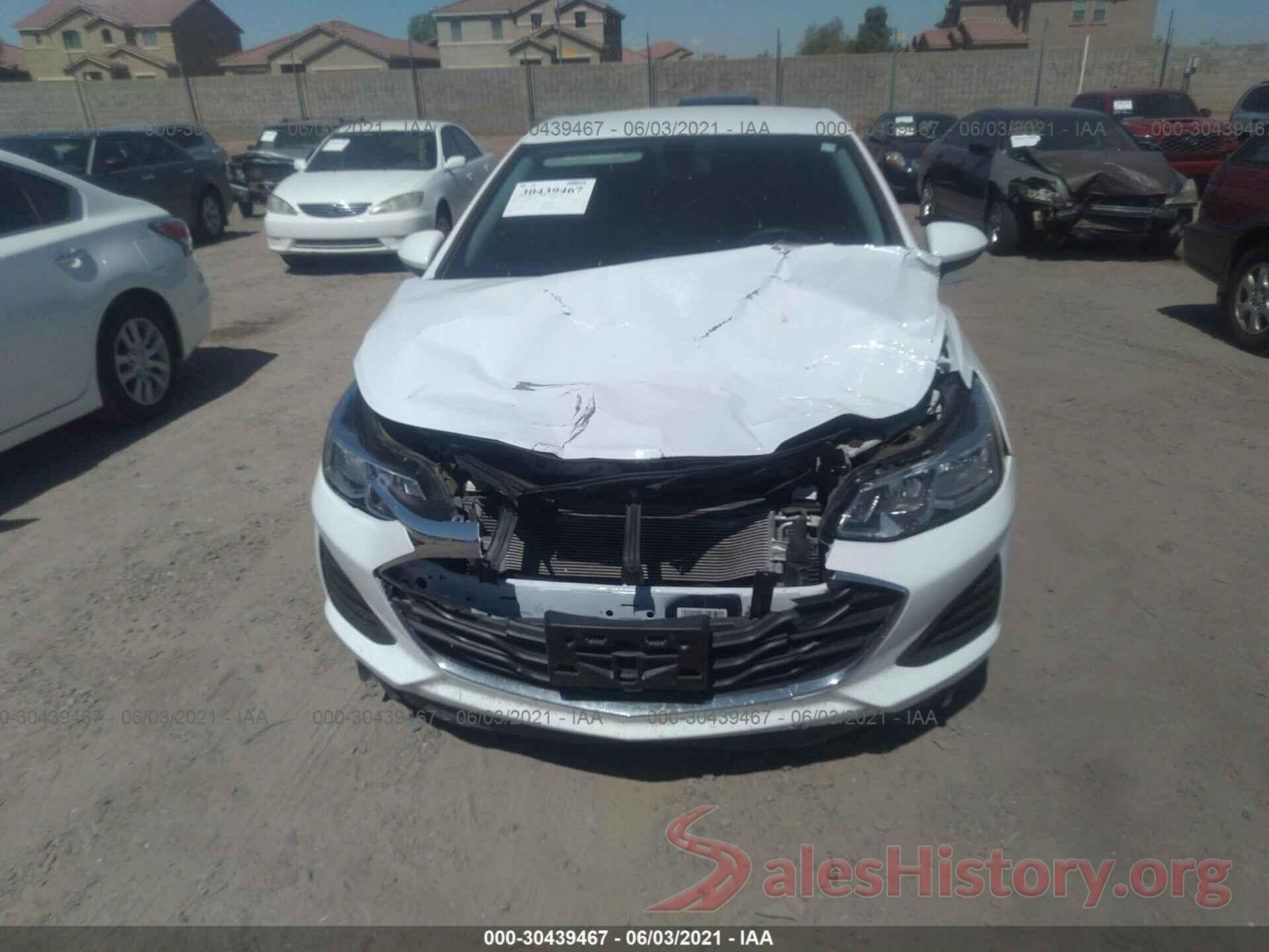 1G1BJ5SM9K7101687 2019 CHEVROLET CRUZE