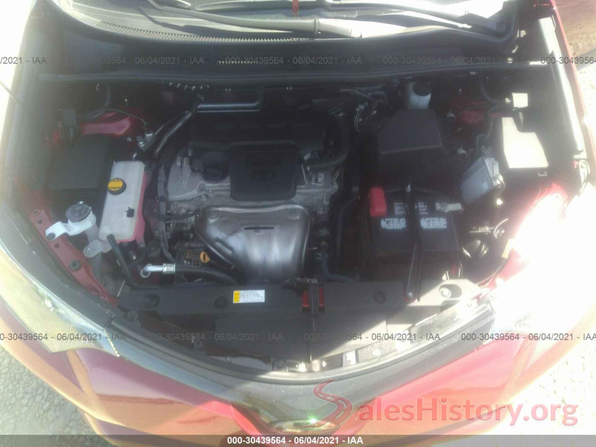 2T3RFREV1JW744119 2018 TOYOTA RAV4