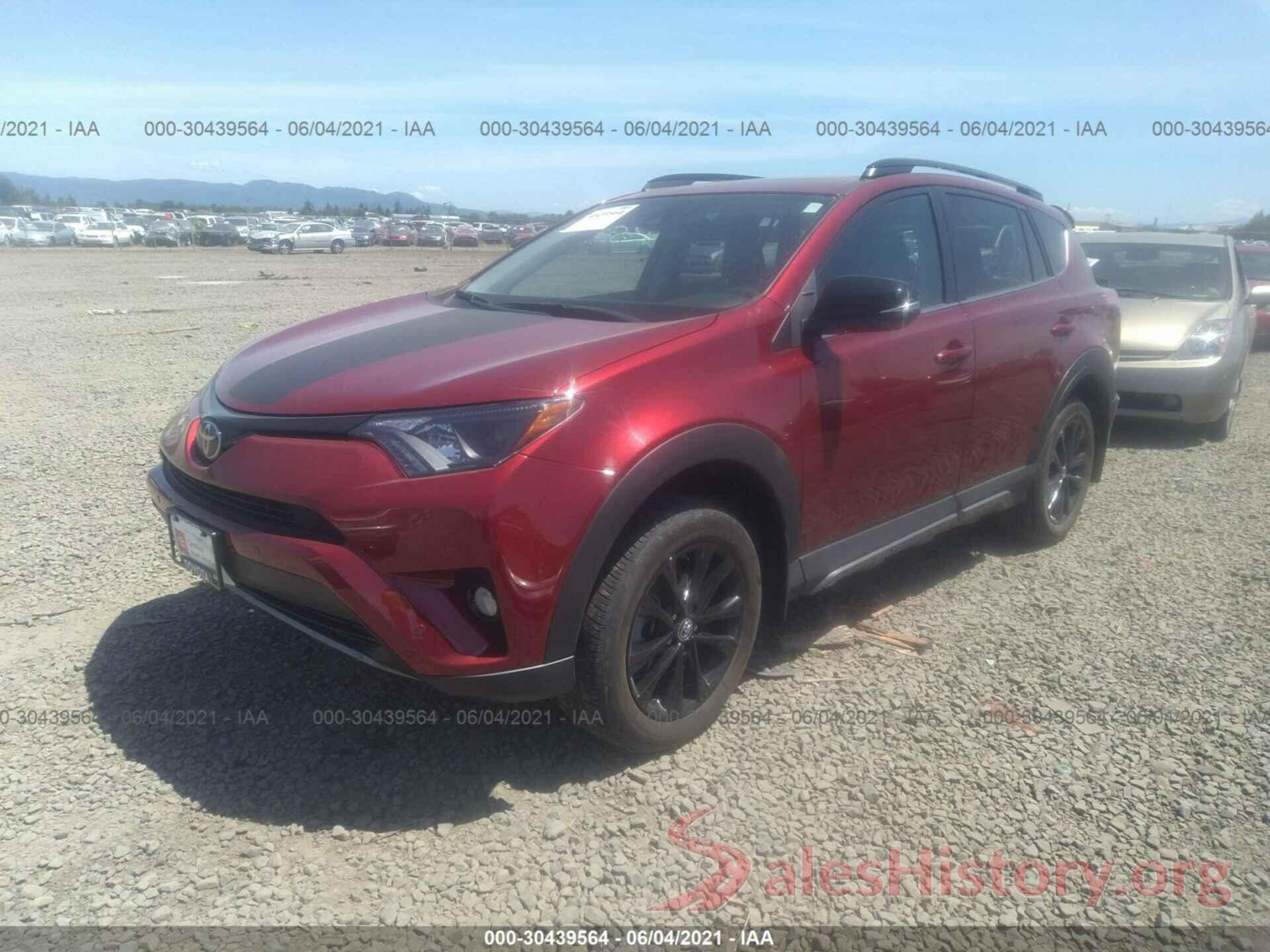 2T3RFREV1JW744119 2018 TOYOTA RAV4