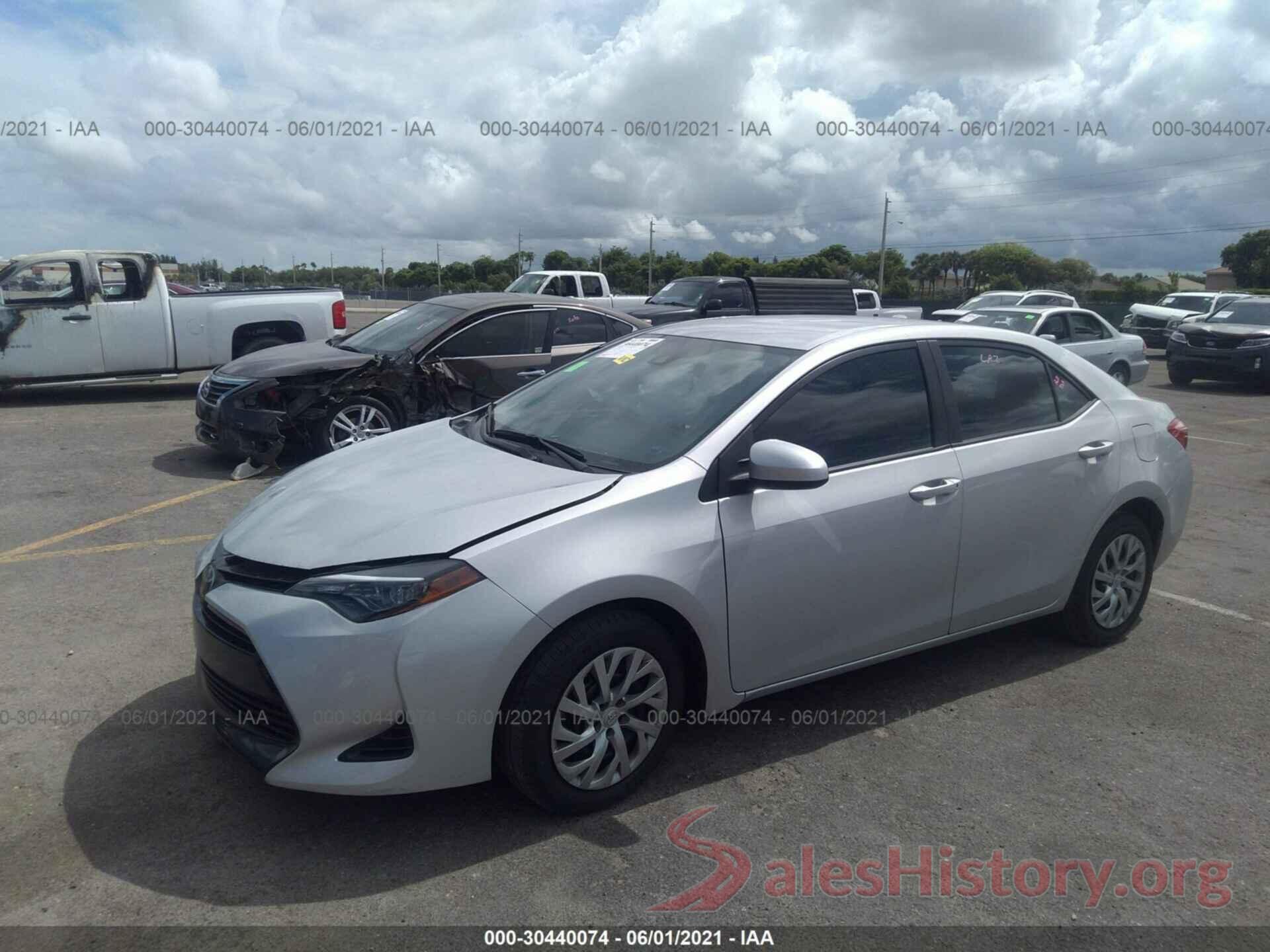 2T1BURHE9KC210557 2019 TOYOTA COROLLA