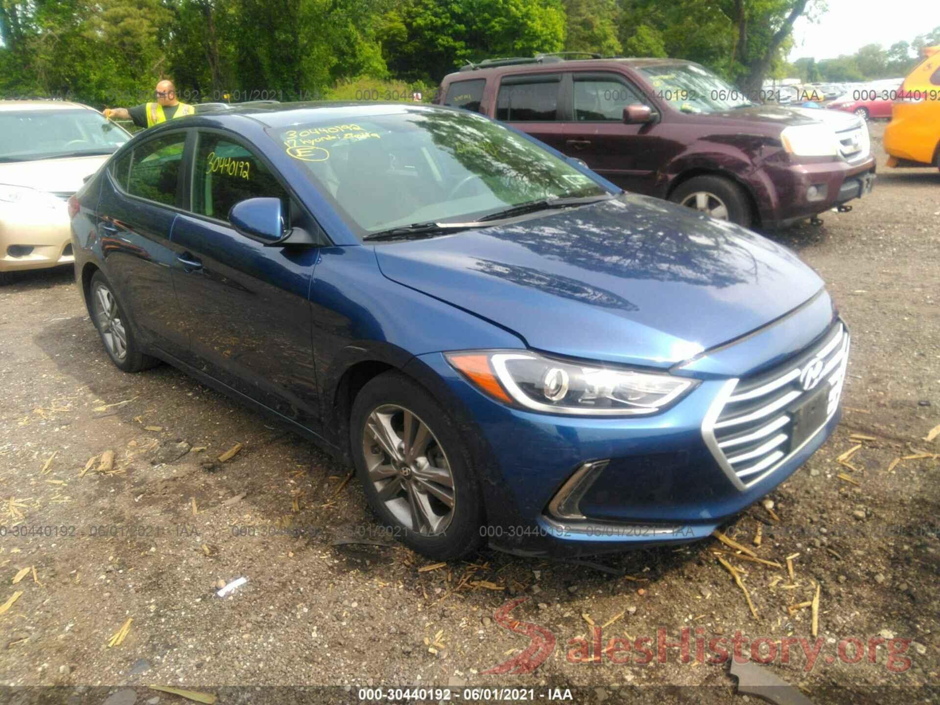 5NPD84LF3HH130919 2017 HYUNDAI ELANTRA