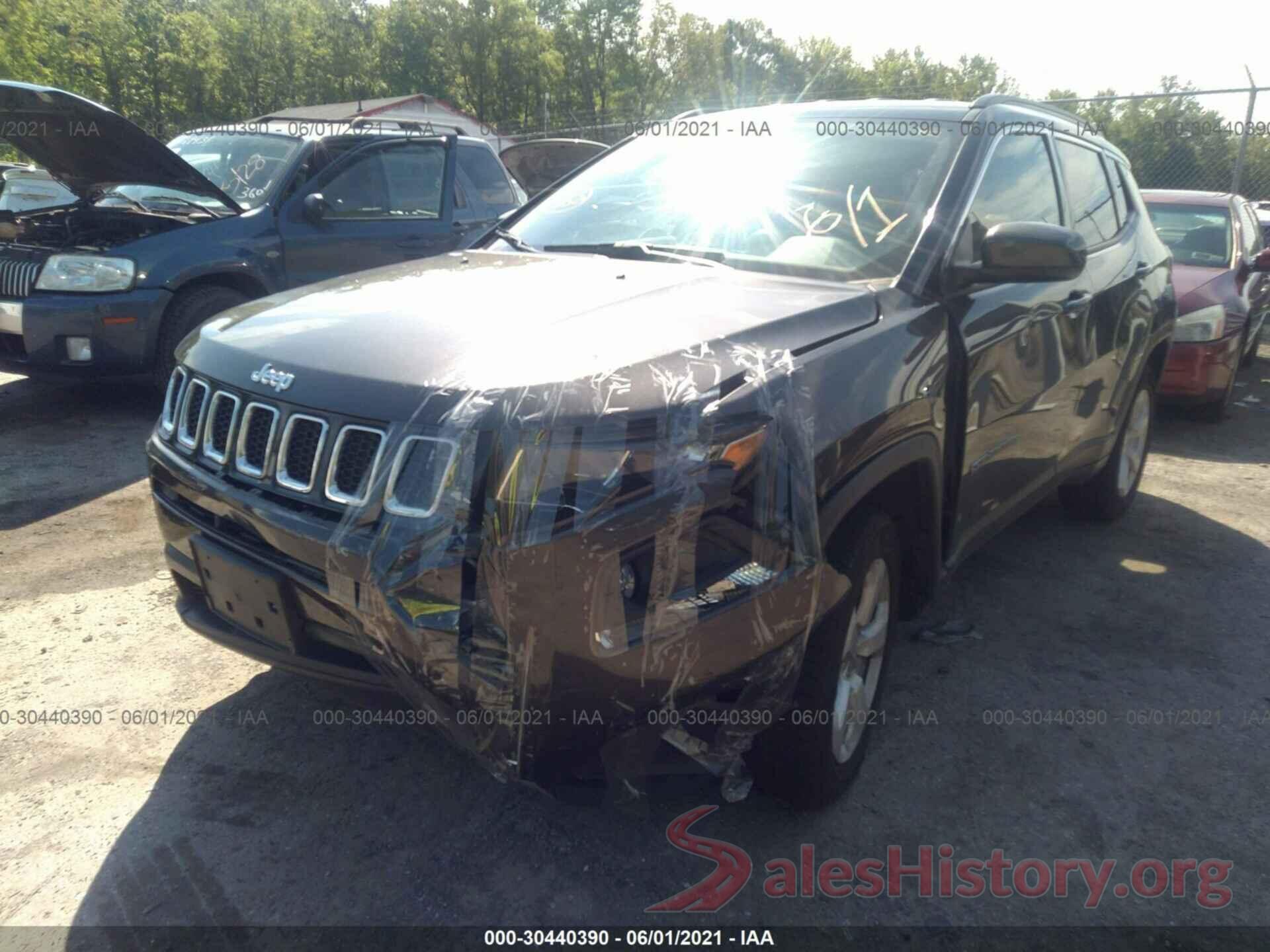 3C4NJDBB1JT115784 2018 JEEP COMPASS