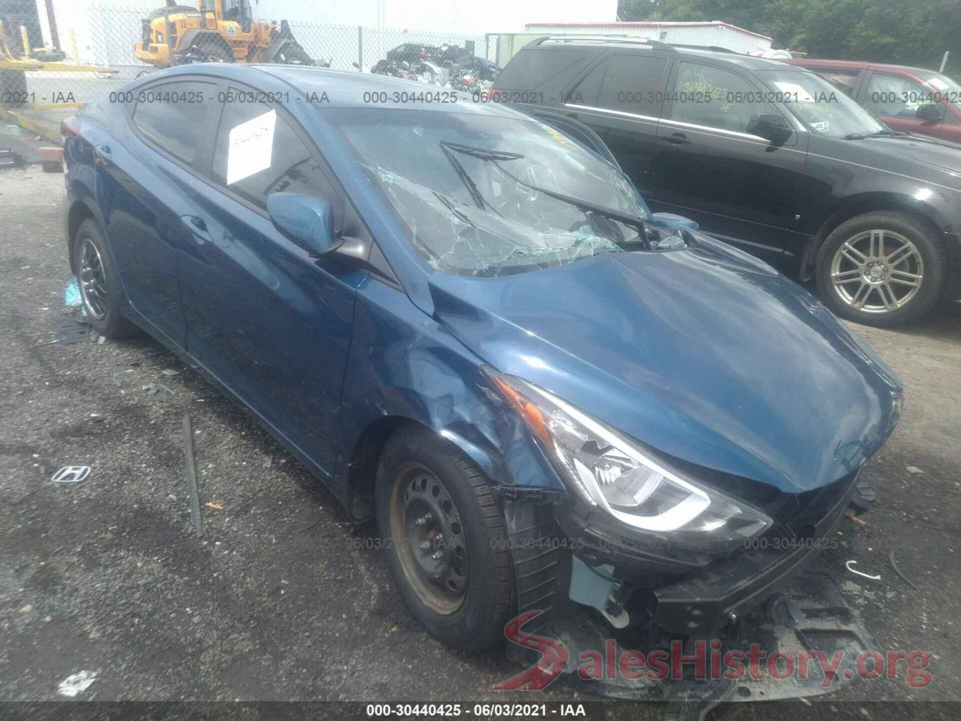 KMHDH4AE8GU517587 2016 HYUNDAI ELANTRA