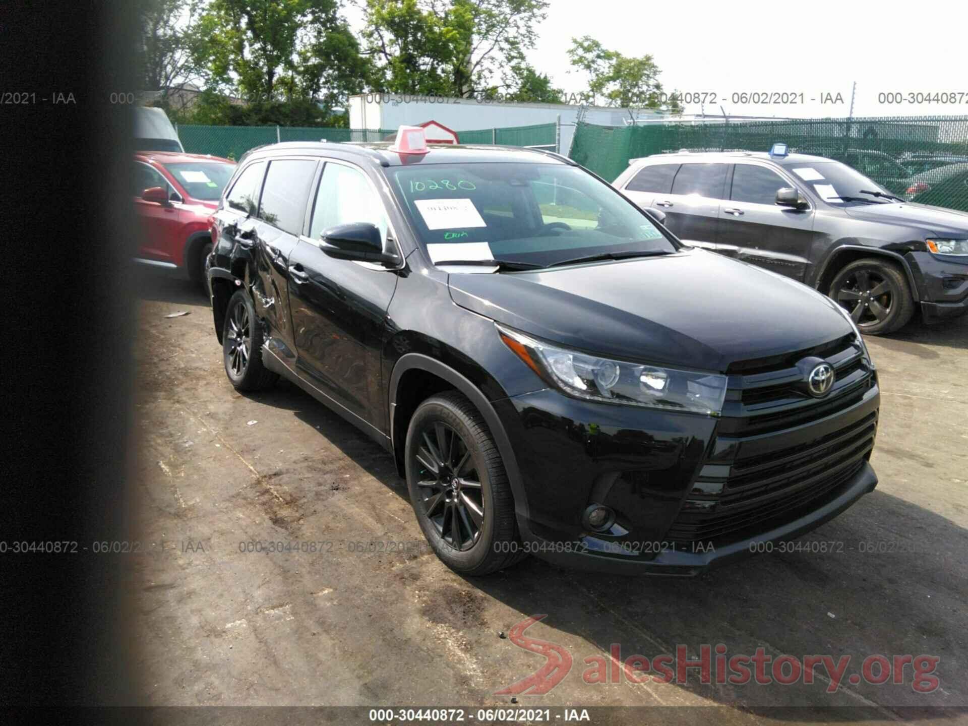 5TDJZRFH5KS608883 2019 TOYOTA HIGHLANDER