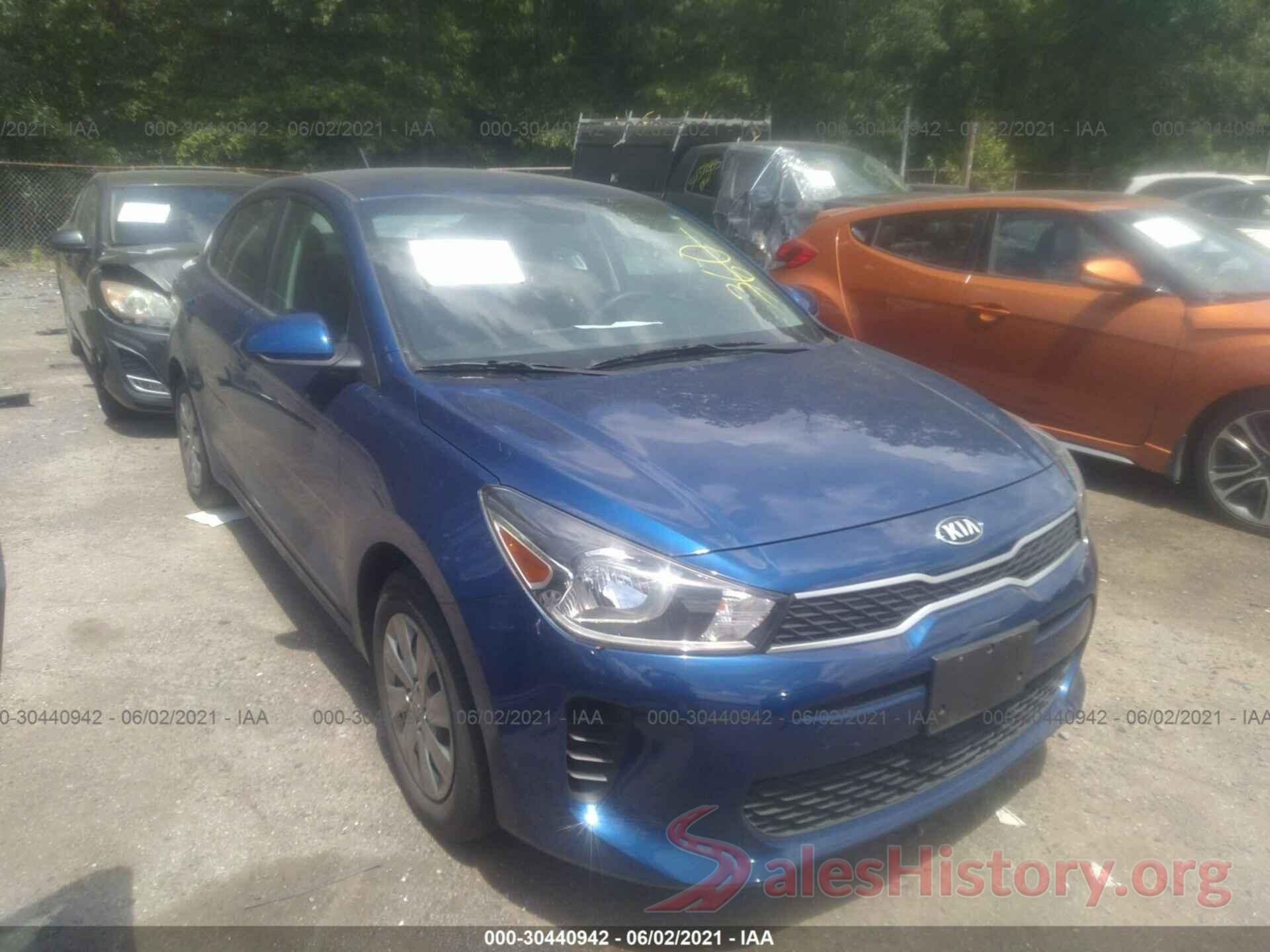 3KPA24AB3JE137710 2018 KIA RIO