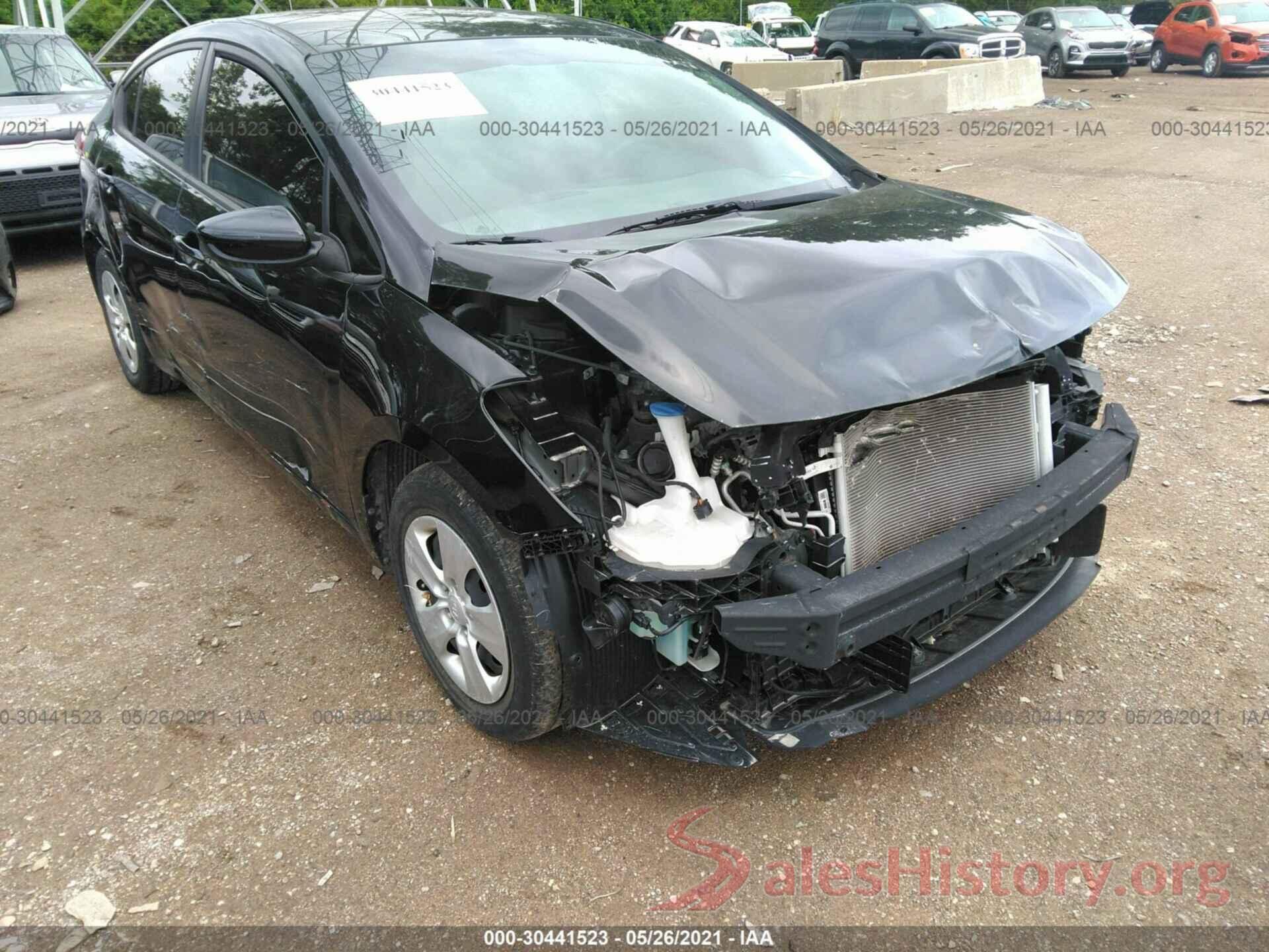 3KPFK4A72JE229831 2018 KIA FORTE