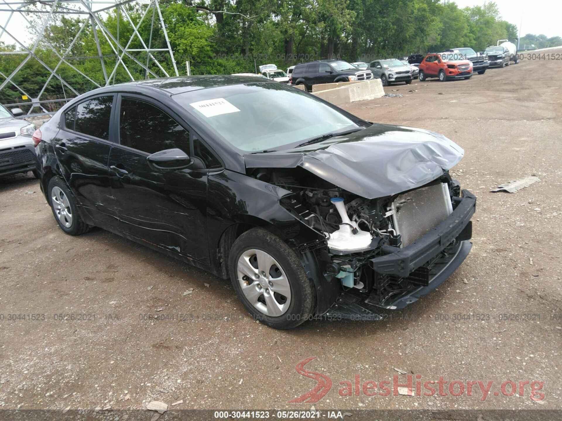 3KPFK4A72JE229831 2018 KIA FORTE