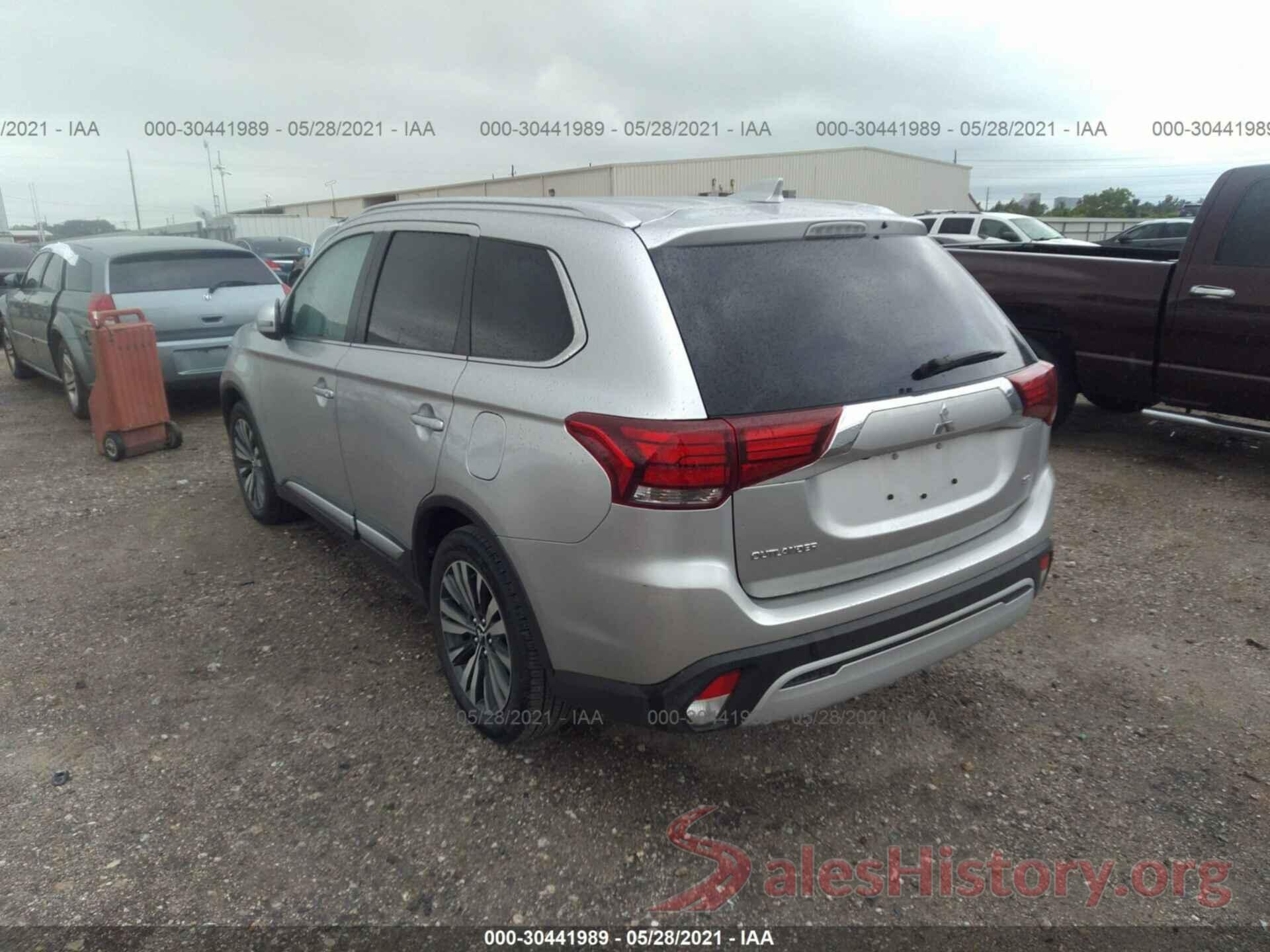 JA4AD3A32LZ031702 2020 MITSUBISHI OUTLANDER