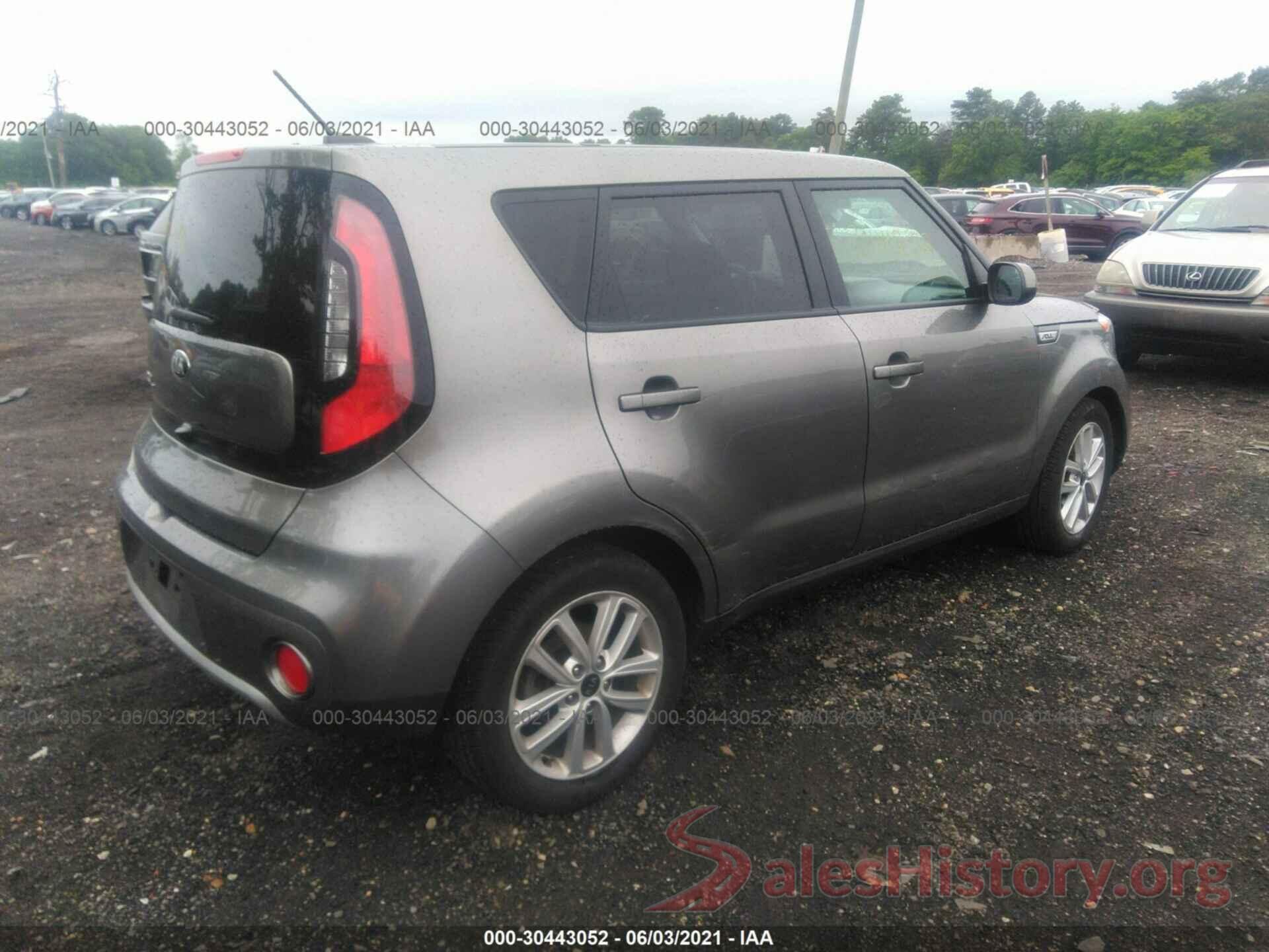 KNDJP3A50J7625888 2018 KIA SOUL