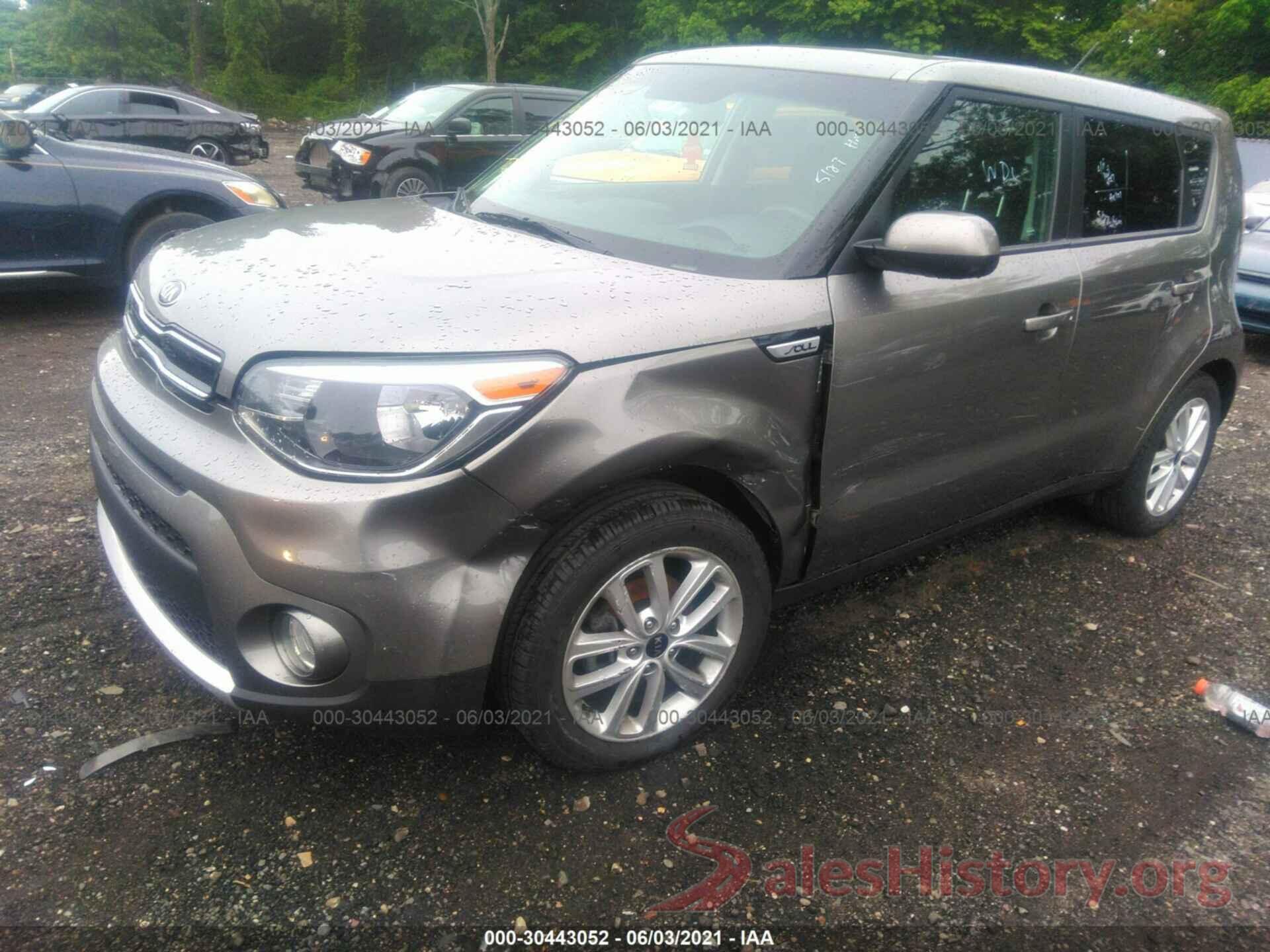 KNDJP3A50J7625888 2018 KIA SOUL