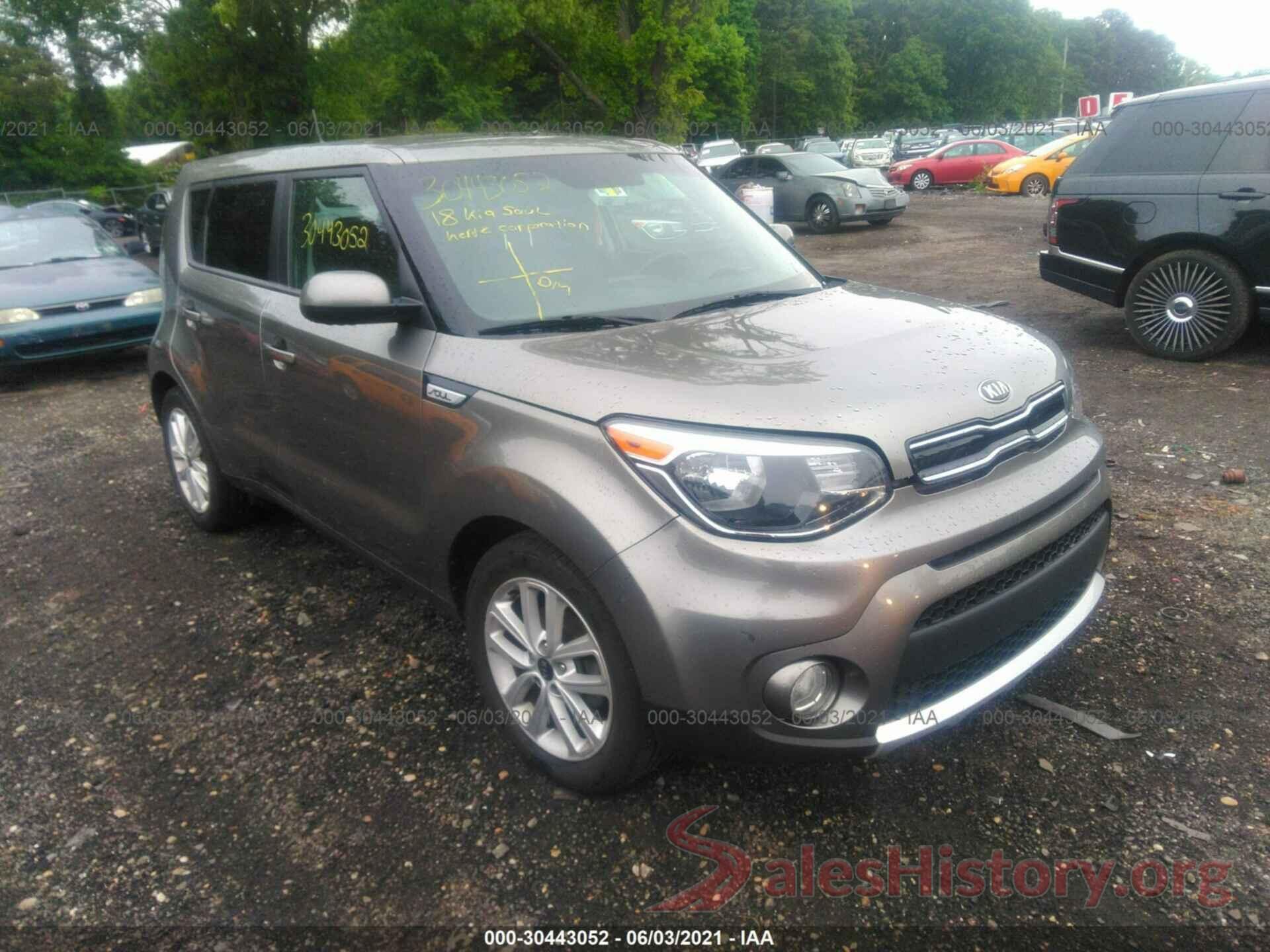 KNDJP3A50J7625888 2018 KIA SOUL