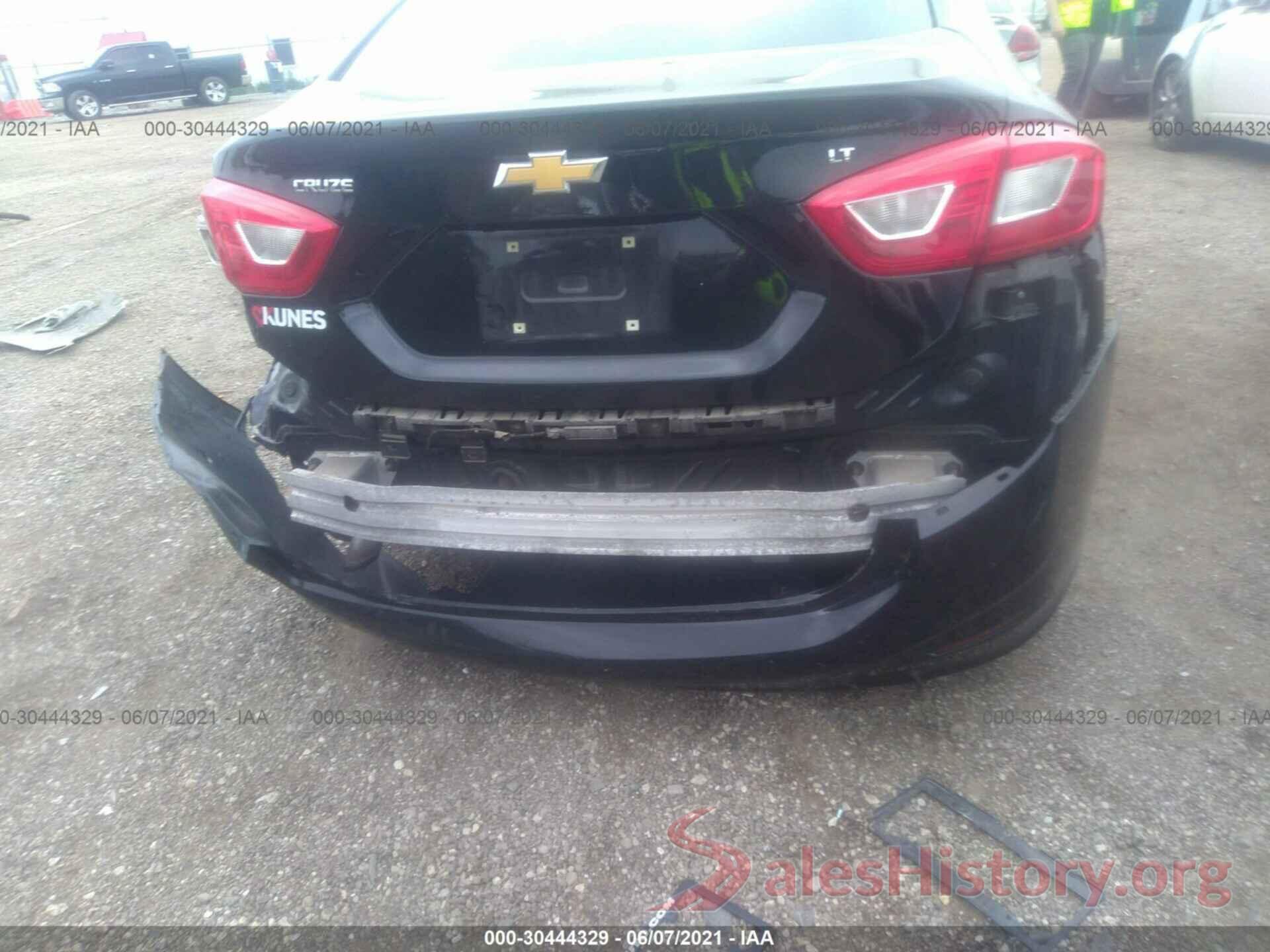 1G1BE5SMXH7119211 2017 CHEVROLET CRUZE