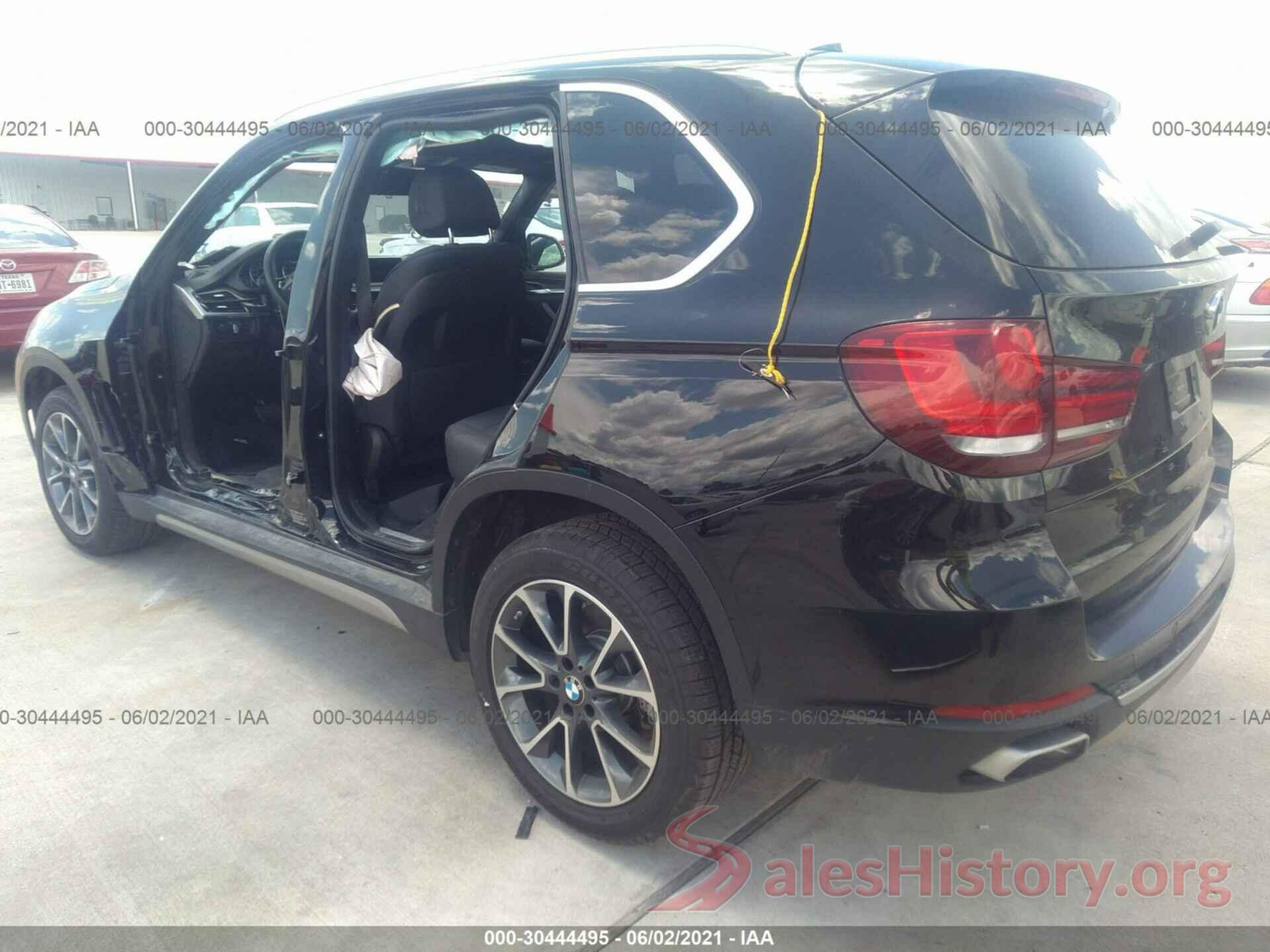 5UXKR2C57J0X08070 2018 BMW X5