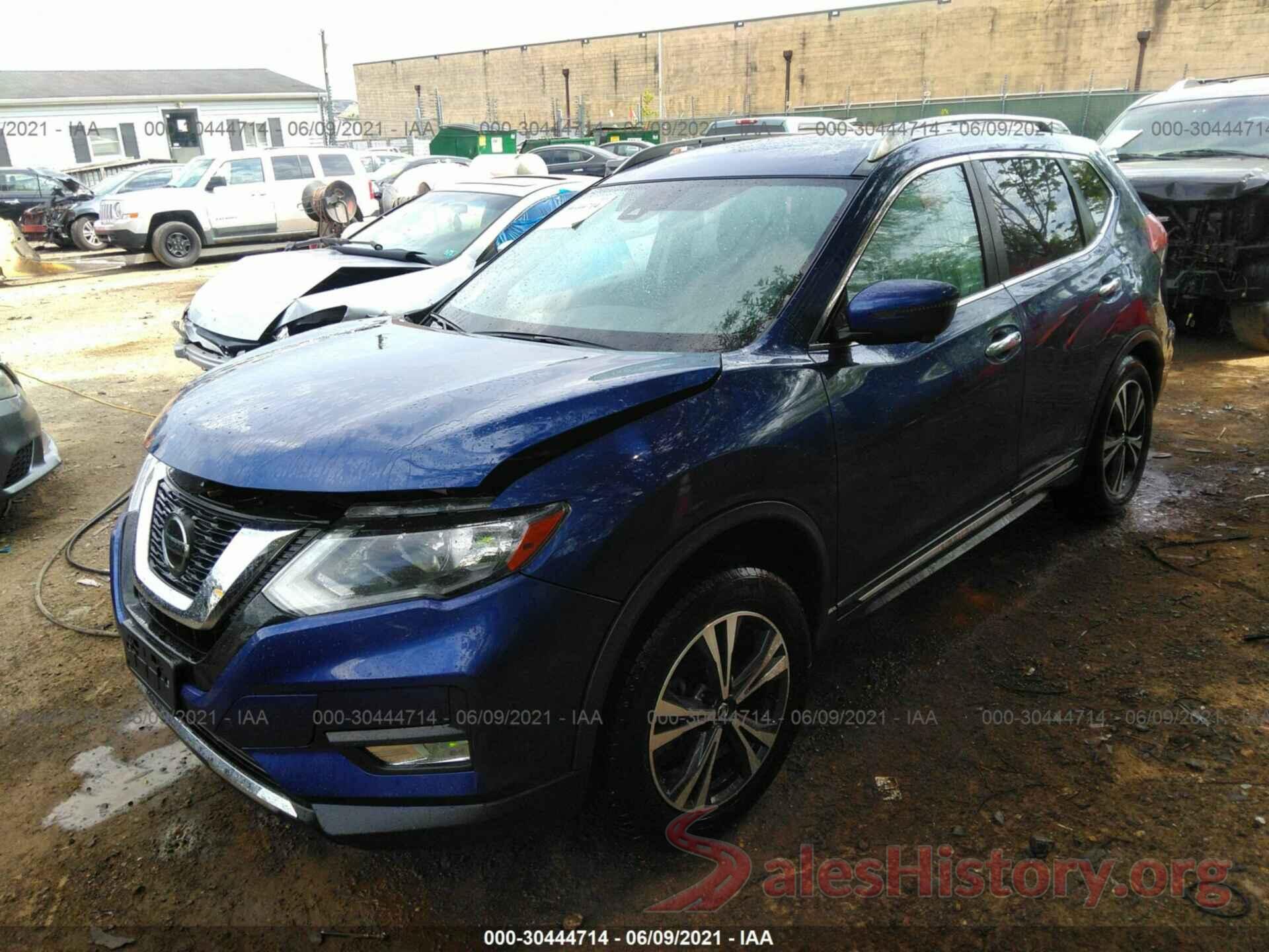 JN8AT2MV4JW318994 2018 NISSAN ROGUE