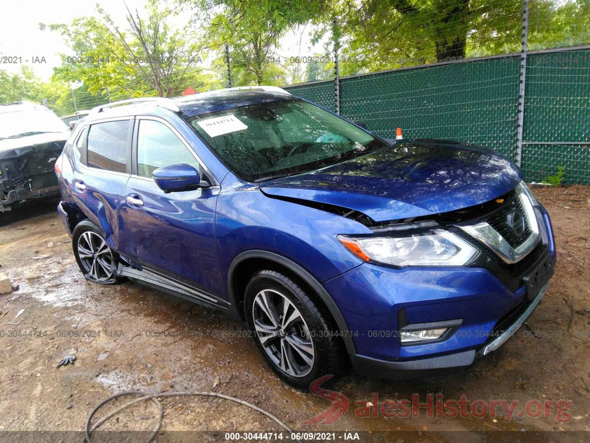 JN8AT2MV4JW318994 2018 NISSAN ROGUE