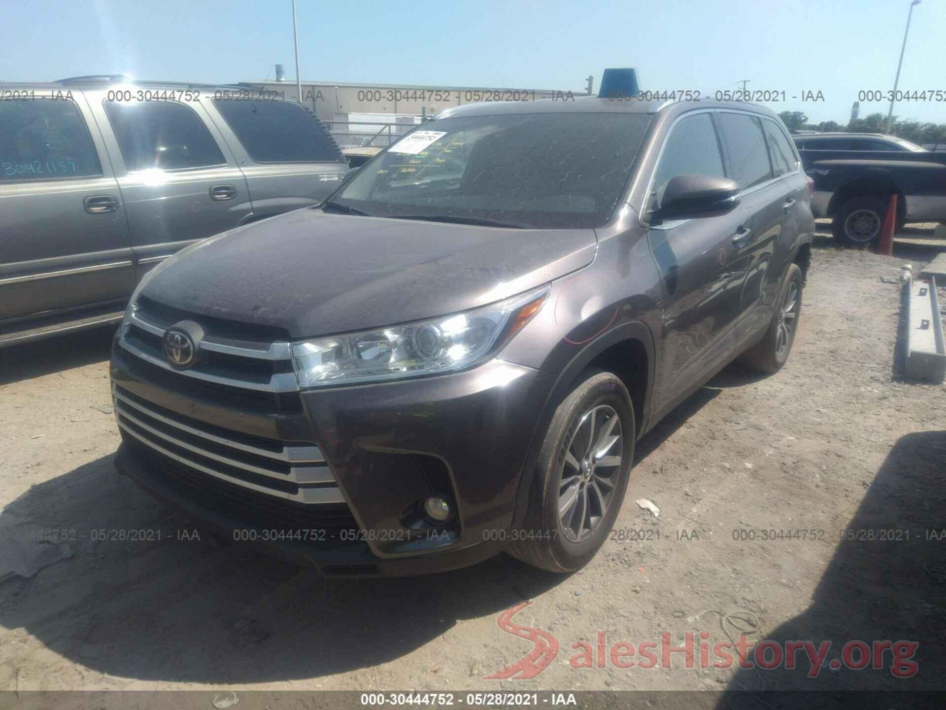 5TDKZRFH9KS553617 2019 TOYOTA HIGHLANDER