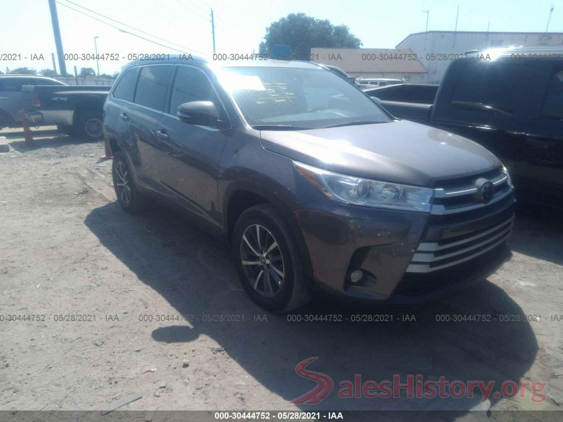 5TDKZRFH9KS553617 2019 TOYOTA HIGHLANDER